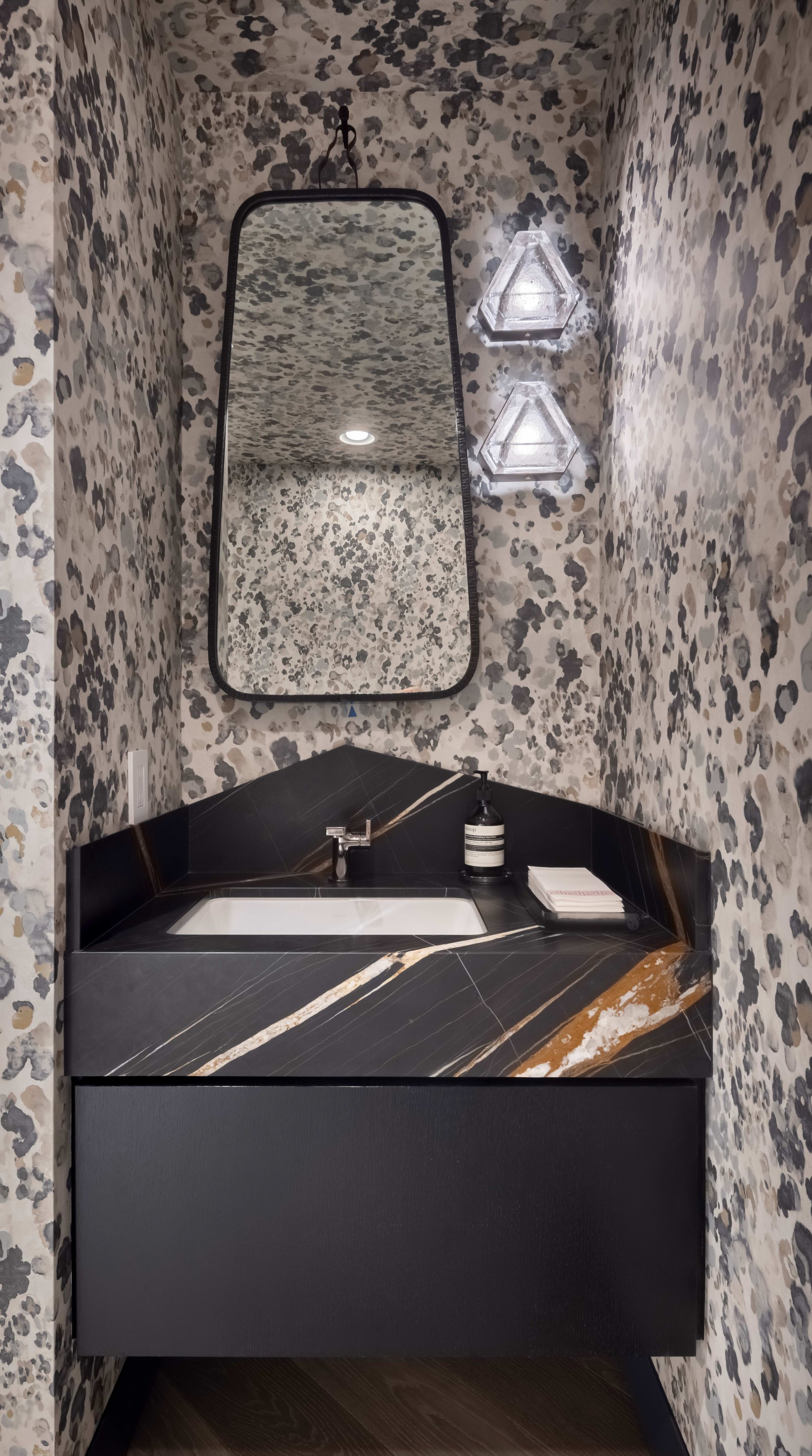 Jay Jeffers-Designed Bay View Apartment on Russian Hill