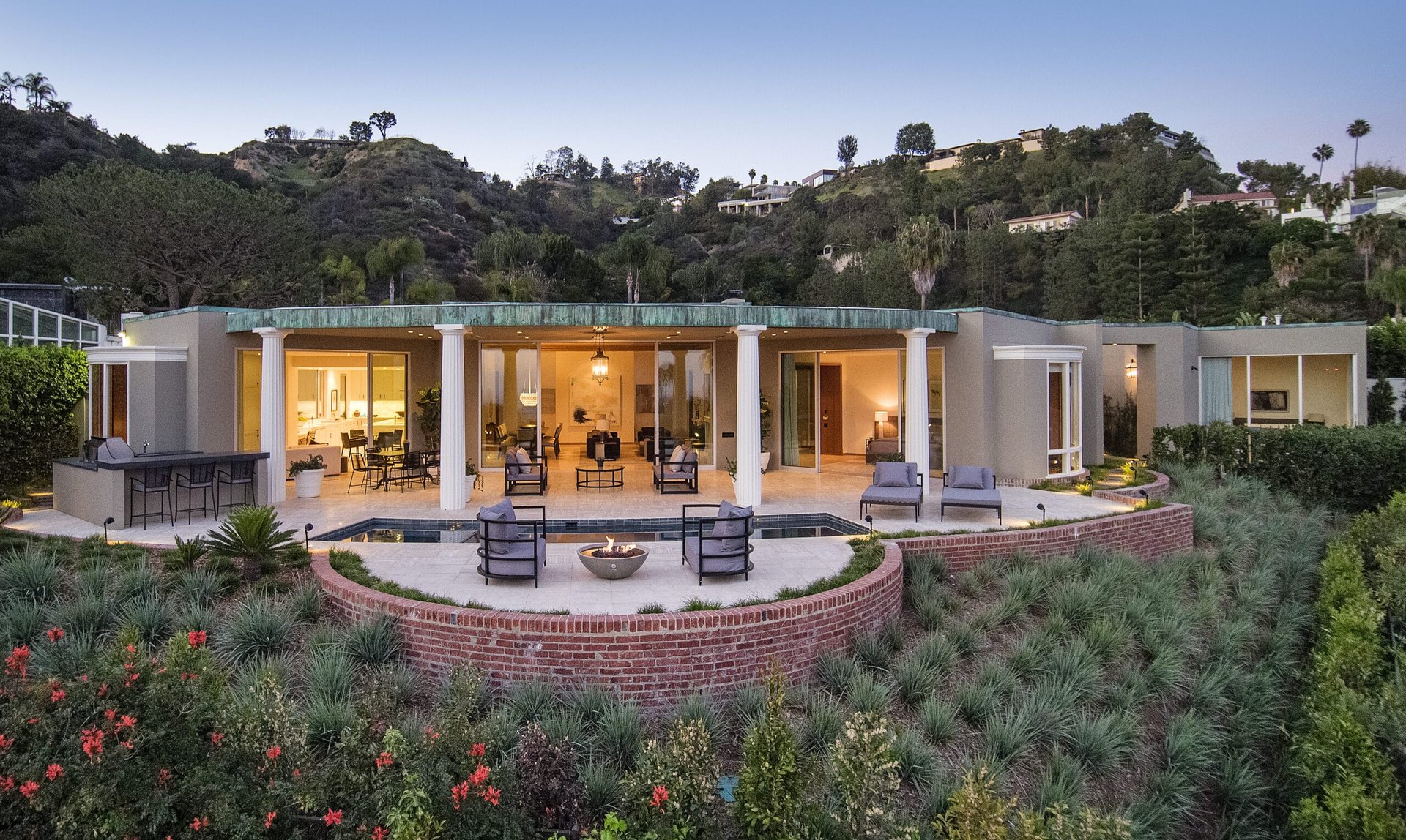 1110 Maytor Place, Beverly Hills