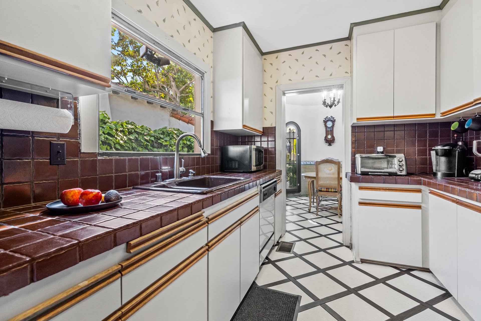 Opportunity Knocks in Prime Beverly Grove!