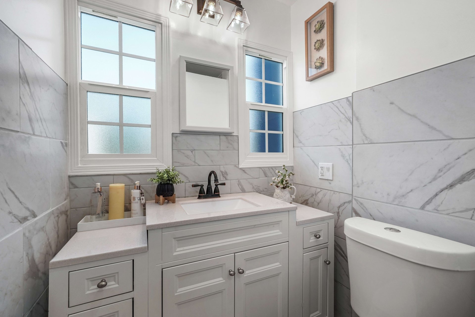 Light and Bright Remodeled Country English in Mid Los Angeles!