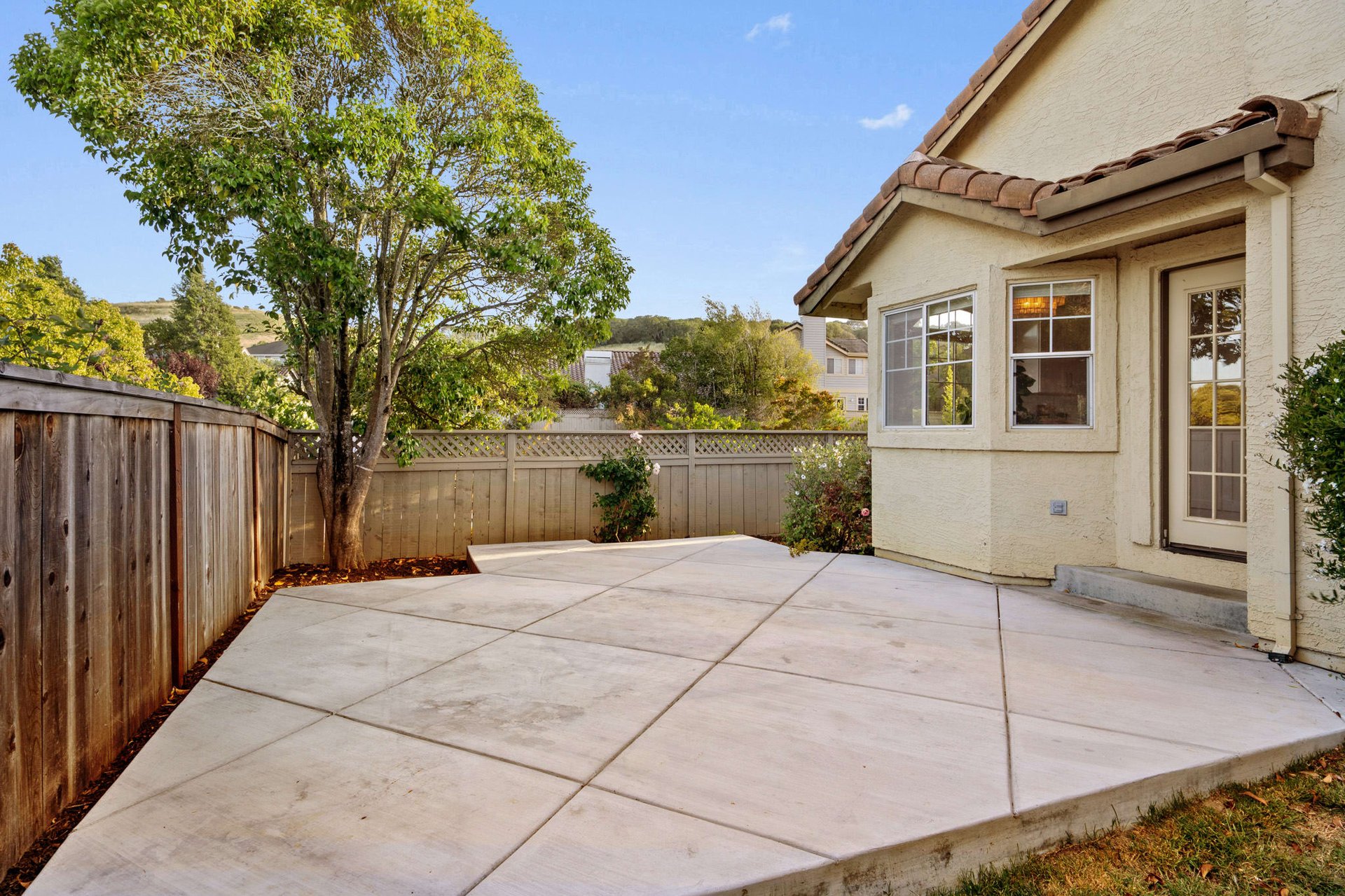 182 Windsor Dr