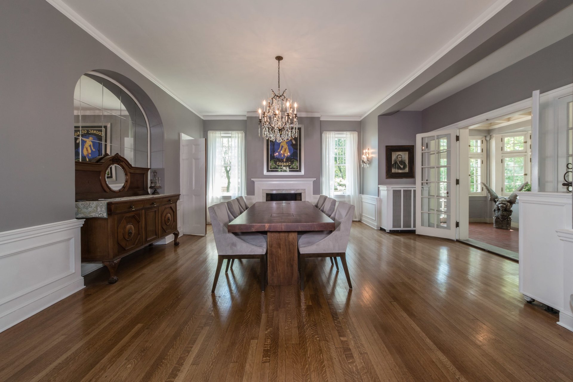 A CWE Historic Home on Cobblestone Pershing Place