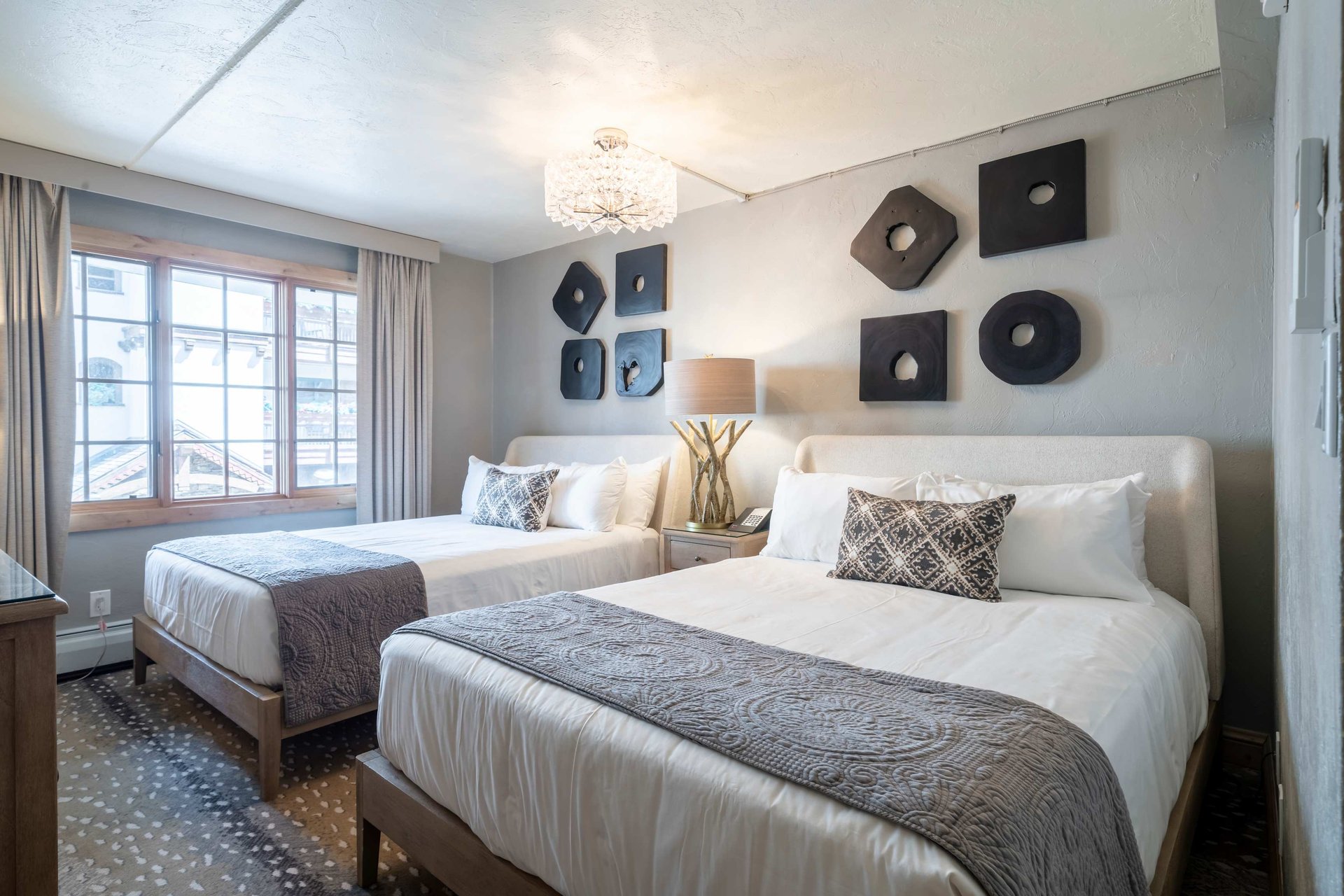 The Lodge at Vail Condominiums #262