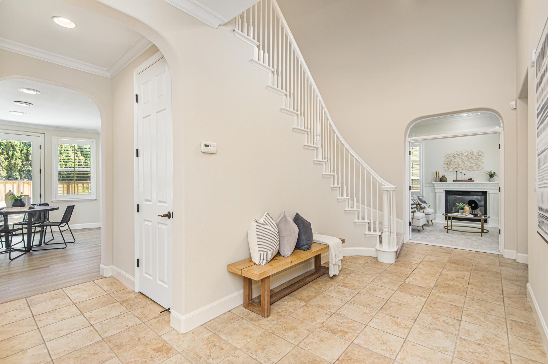 2112 Laguna Creek Lane