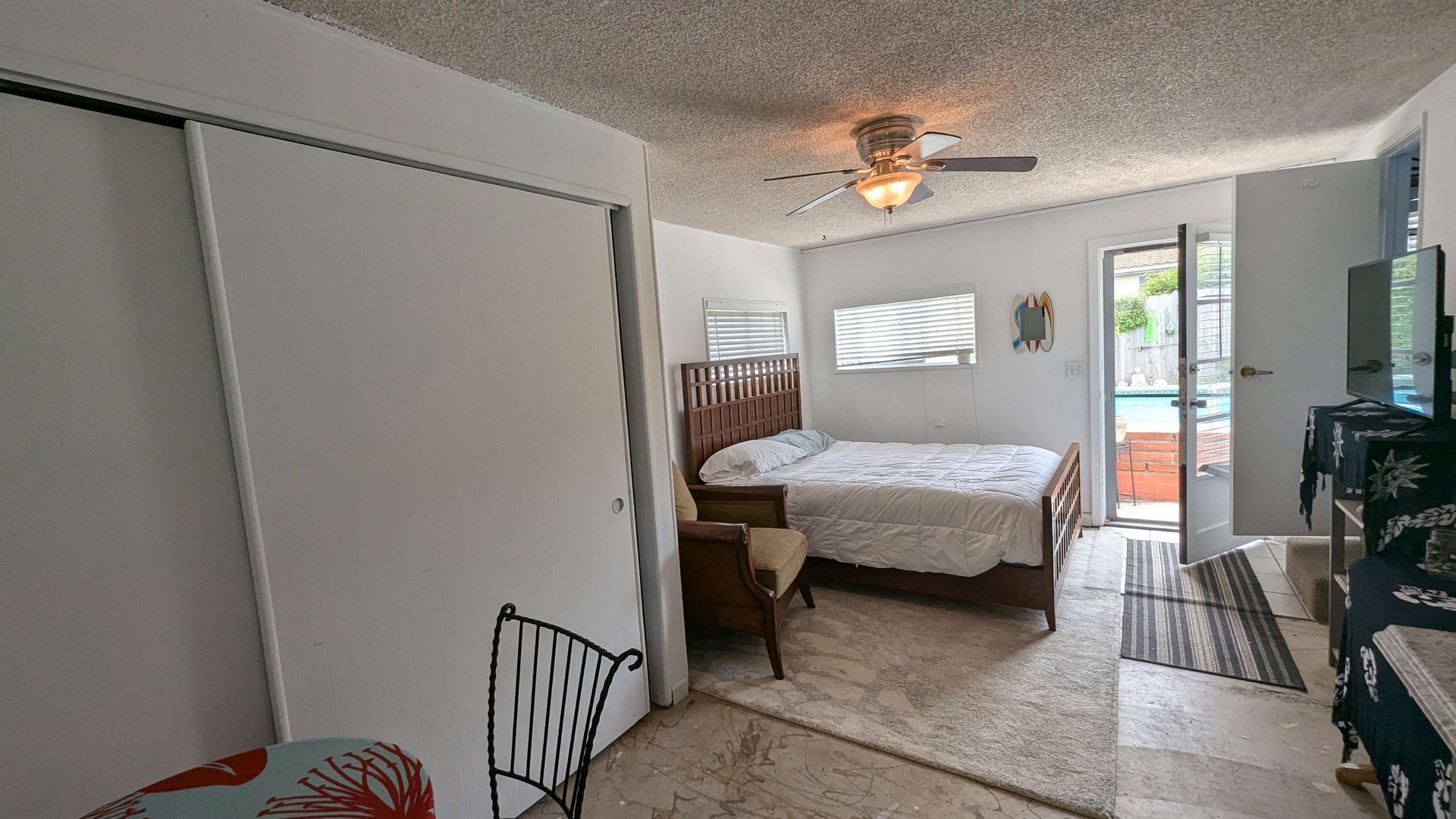 5158 Los Robles Dr