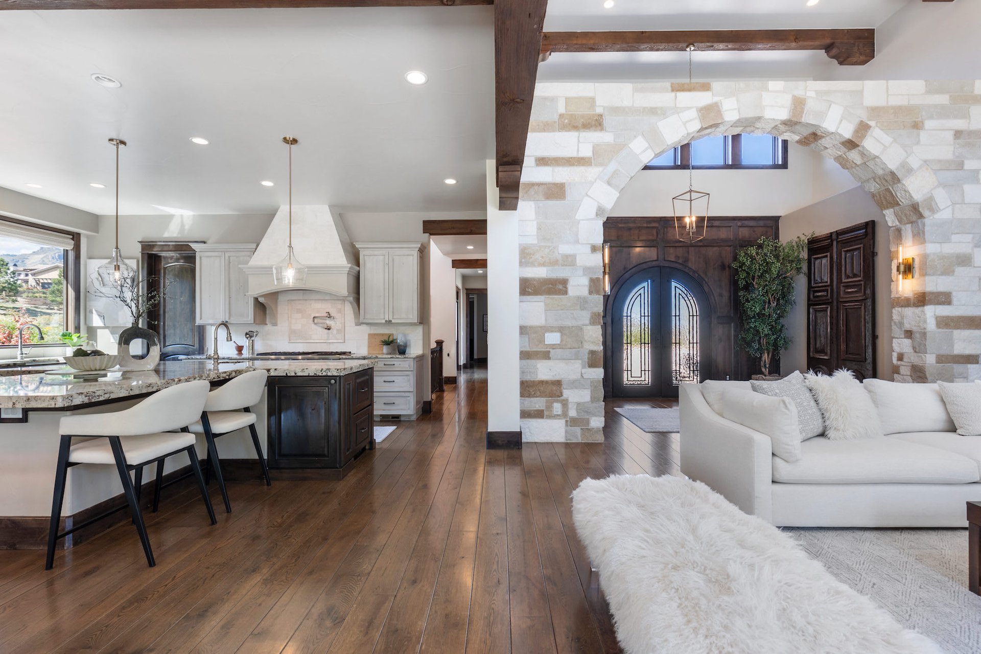 11164 Beatrice Court