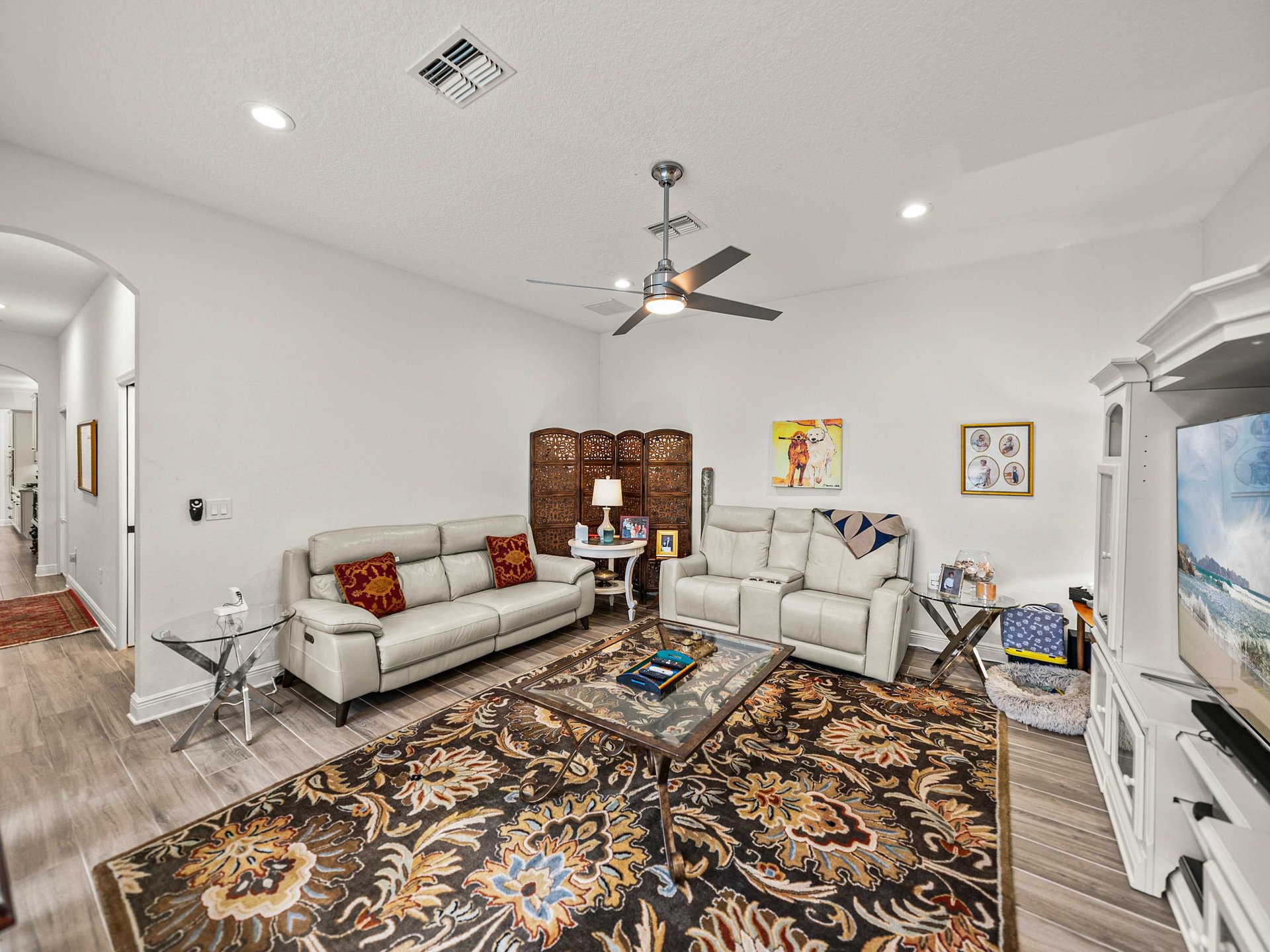 13228 THOROUGHBRED DR