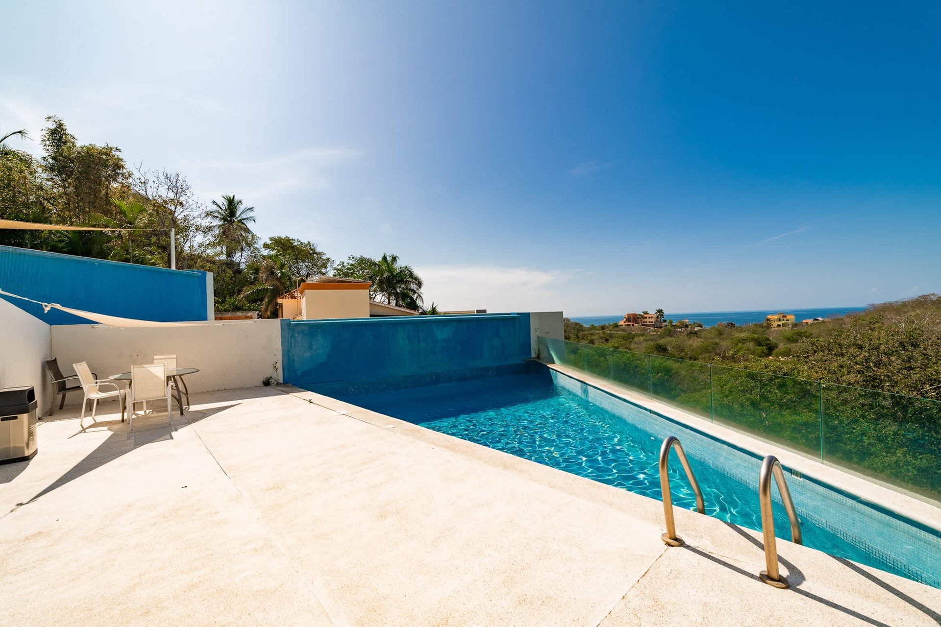 2 bedroom, Condo, Punta Gaviota 