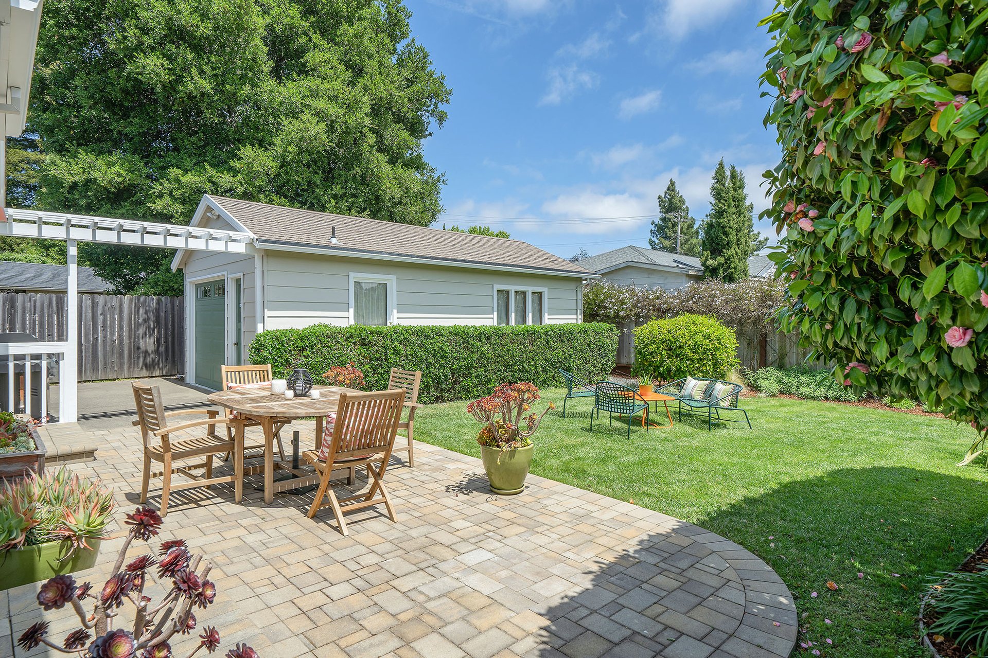 218 Amicita Avenue