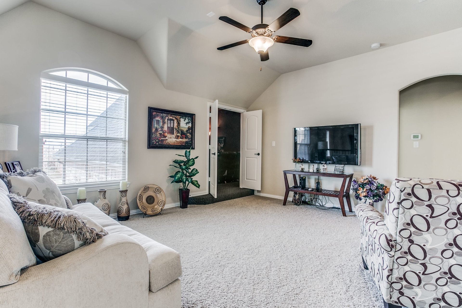 2748 Enfield Drive