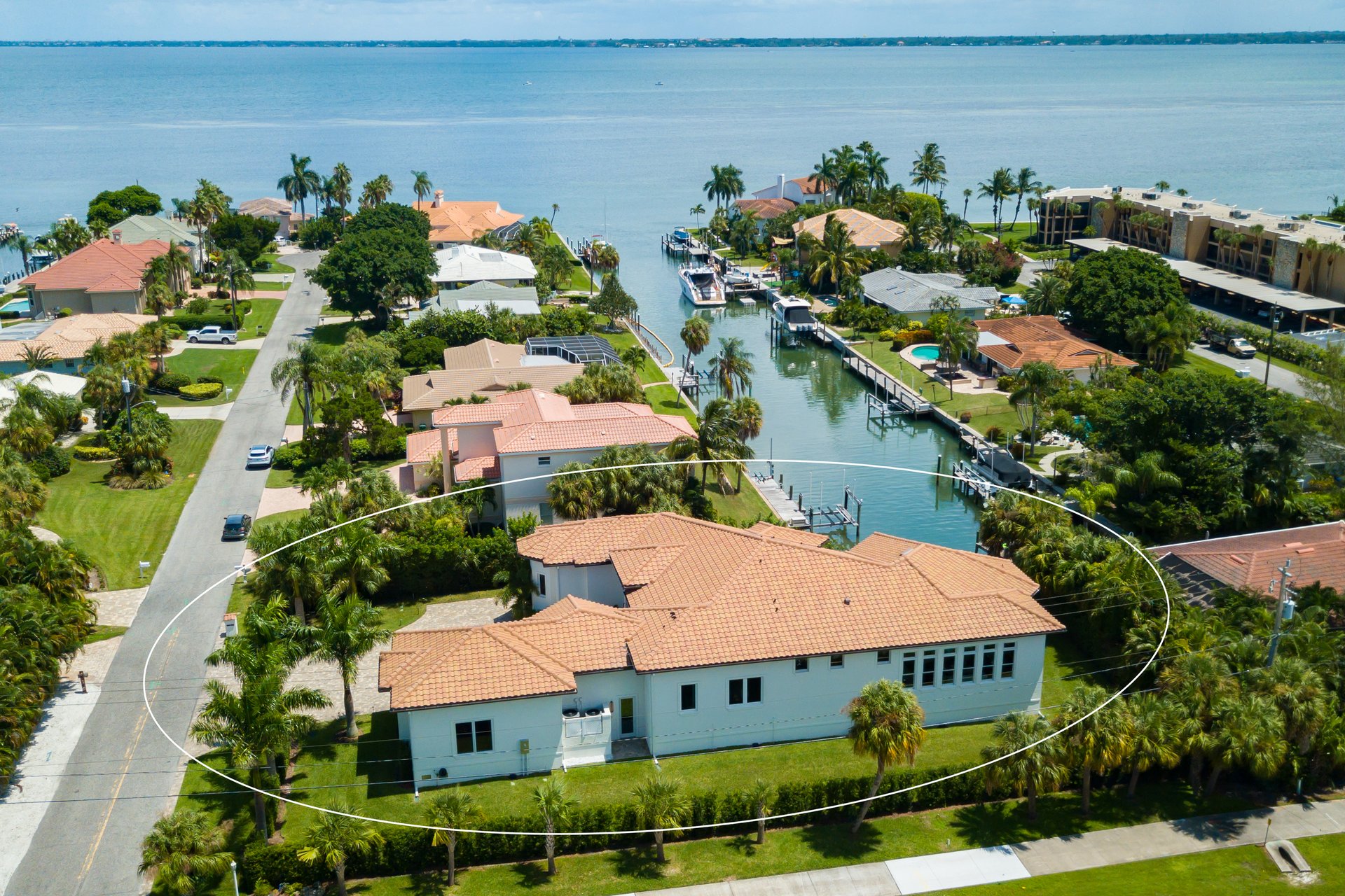 500 Ketch Lane, Country Club Shores, Longboat Key