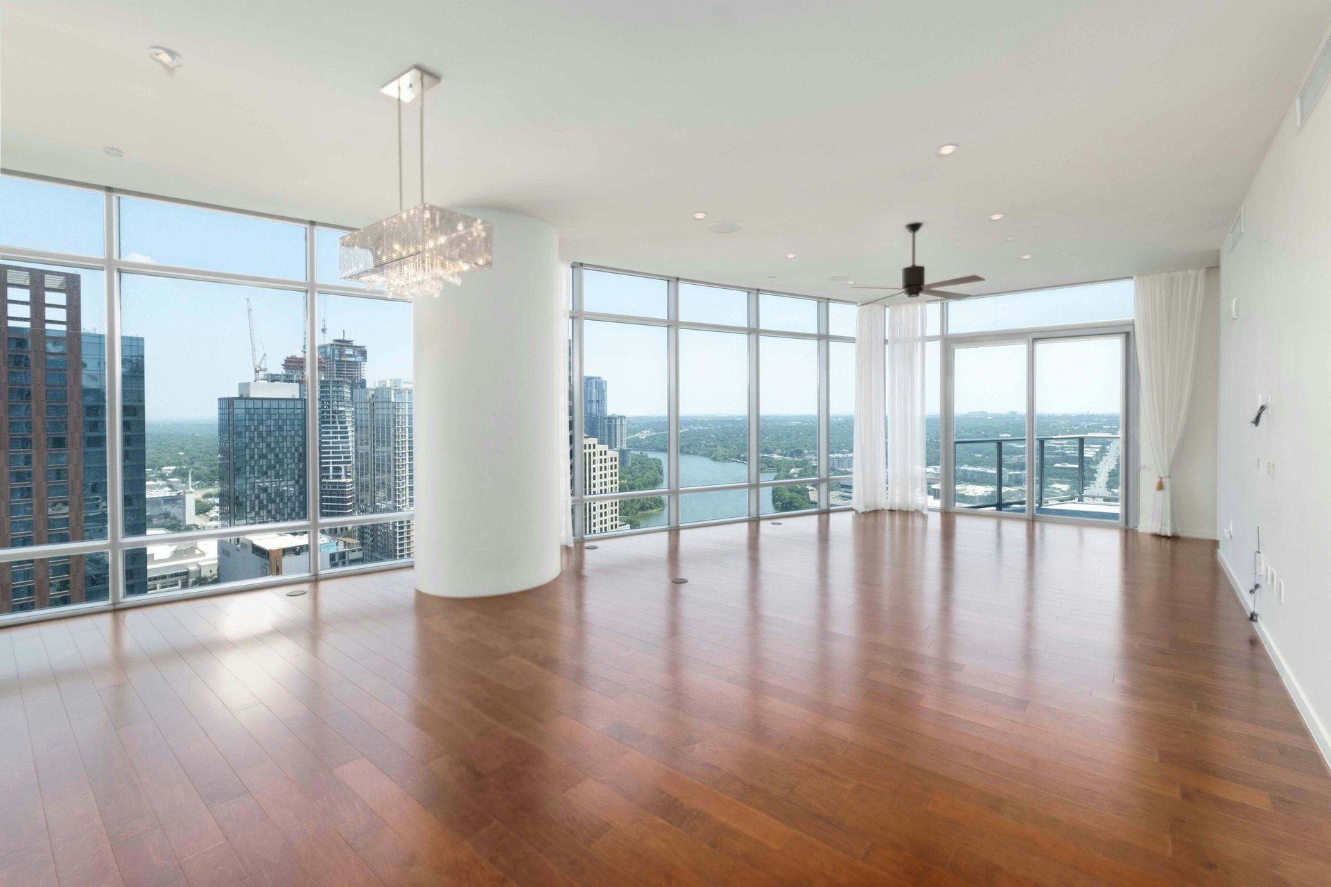 200 Congress Ave #30H 