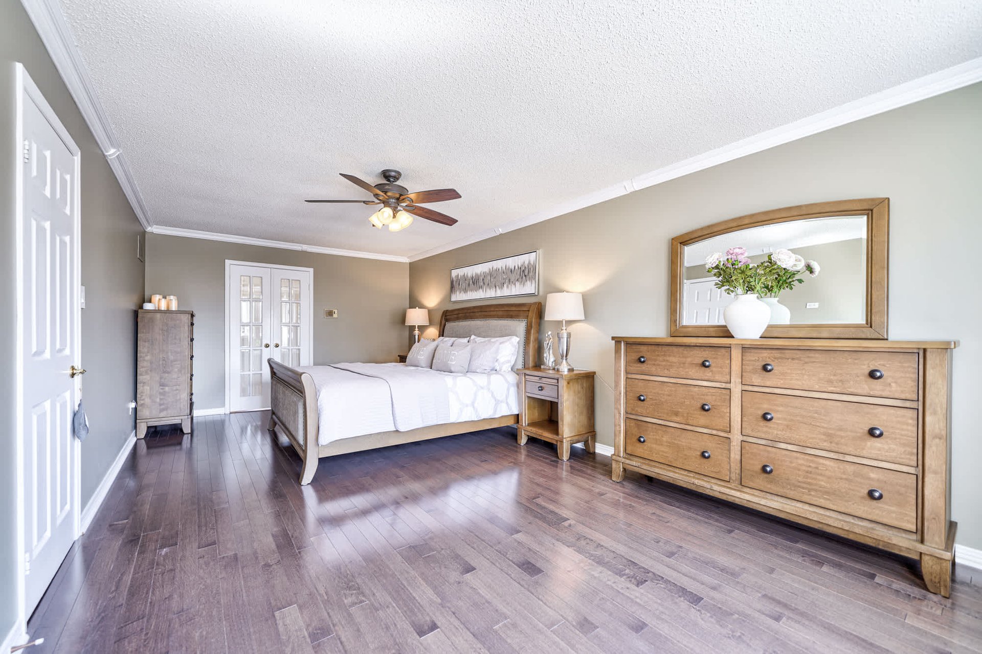 1237 Old Colony Rd