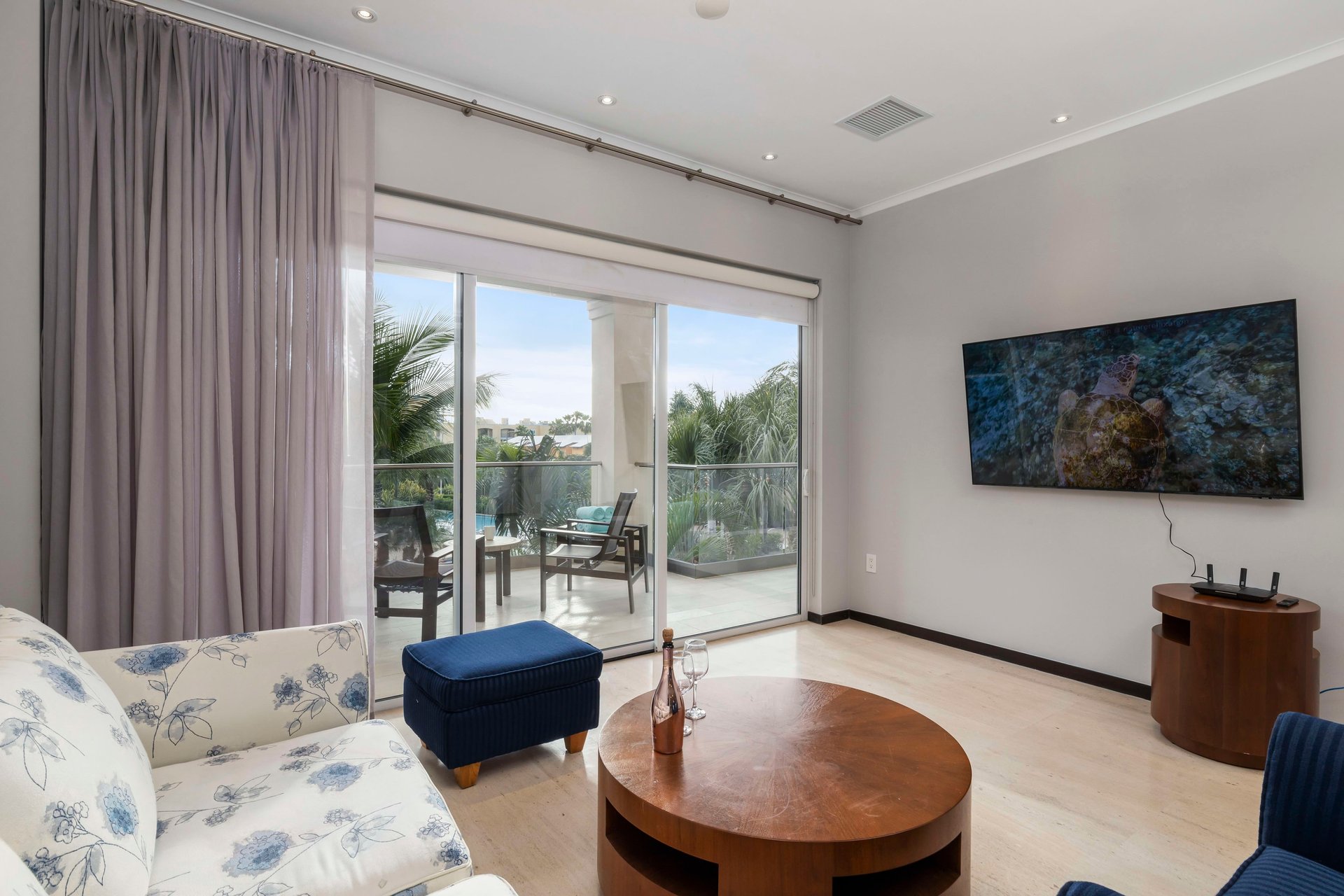 Le Vent Condominium Unit 207