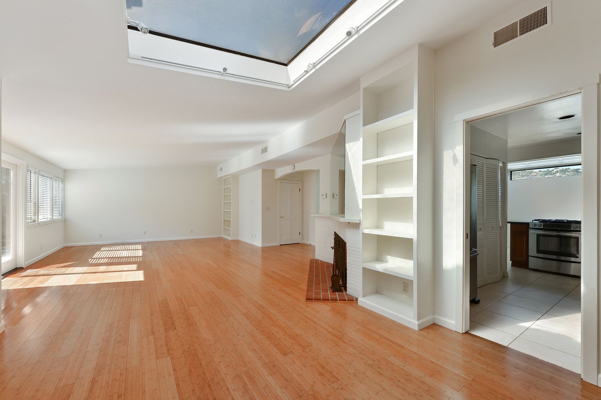 301 San Rafael