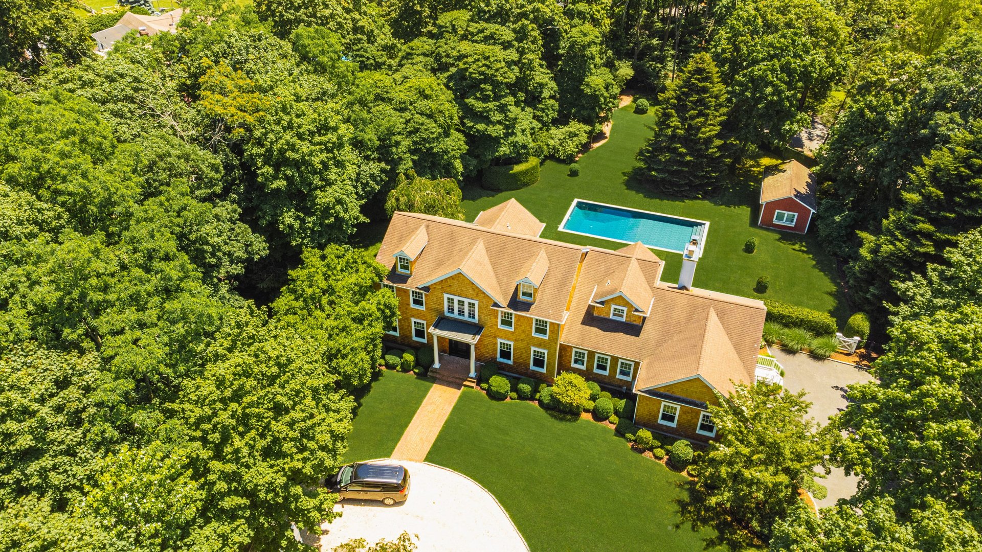 HIGHEST SALE ON SOUTH COUNTRY ROAD