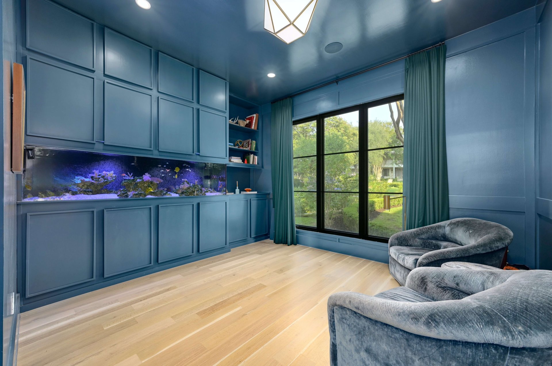 2501 Berenson Lane