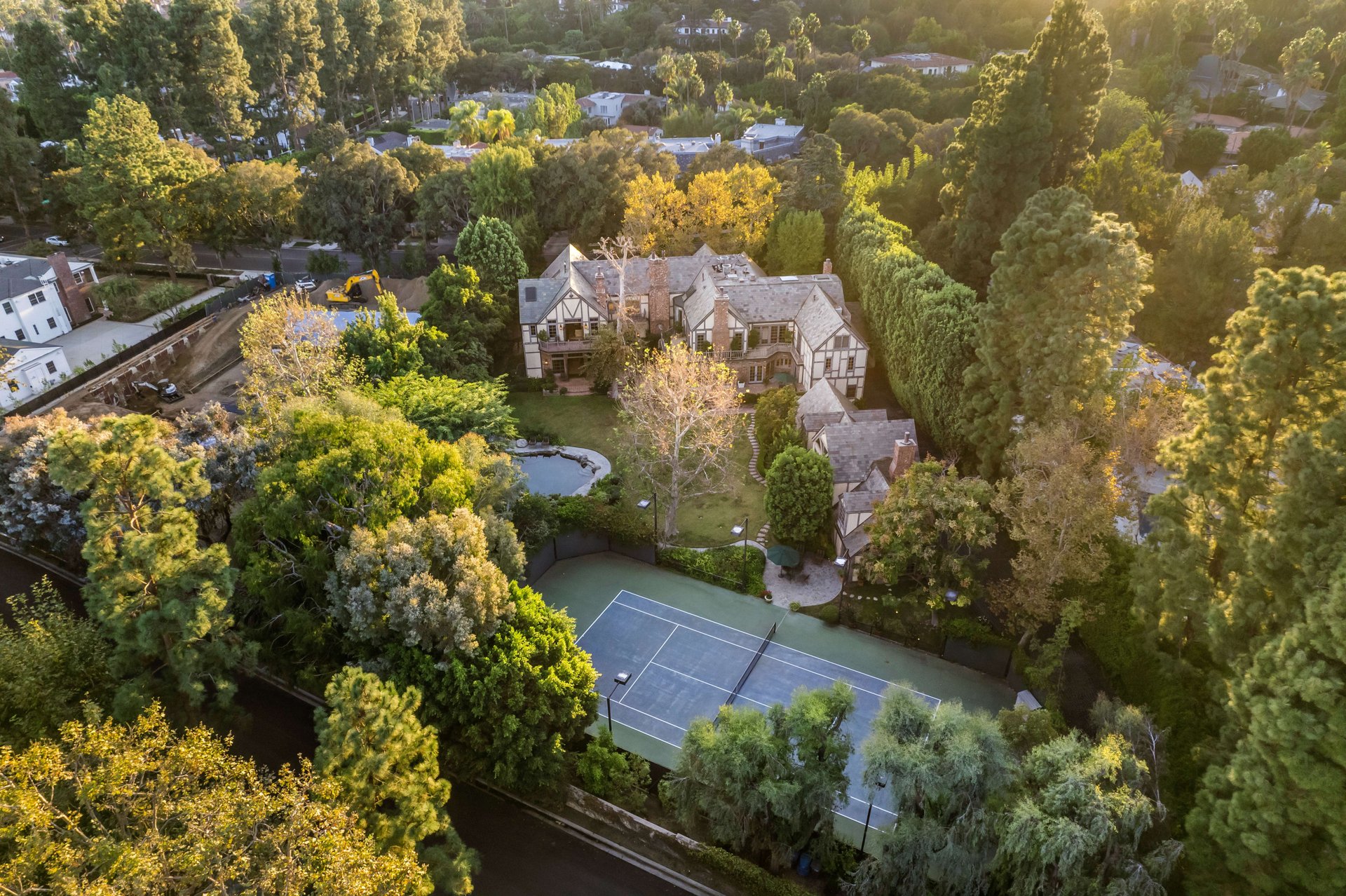 1005 Woodland Drive