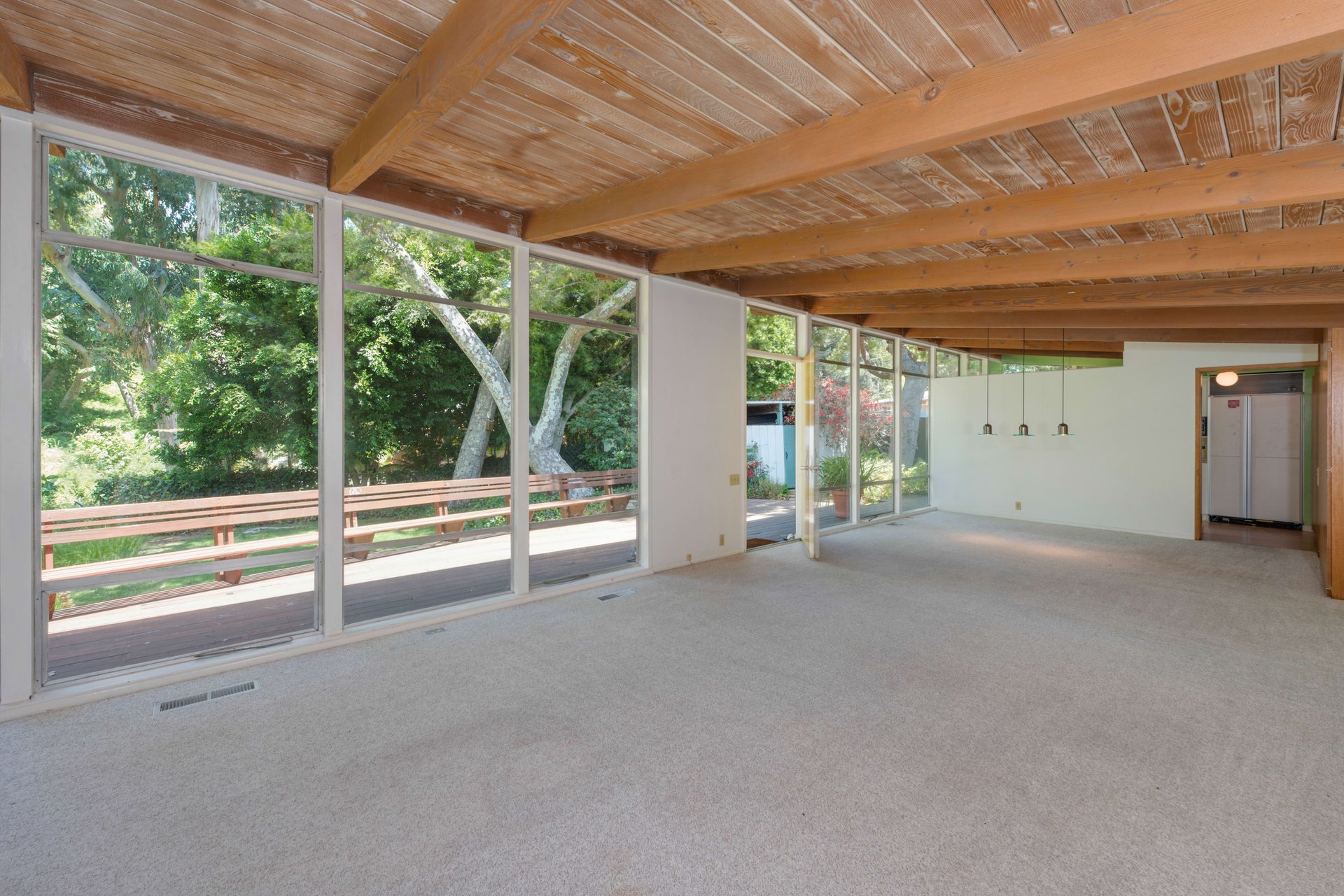 621 Hightree Rd