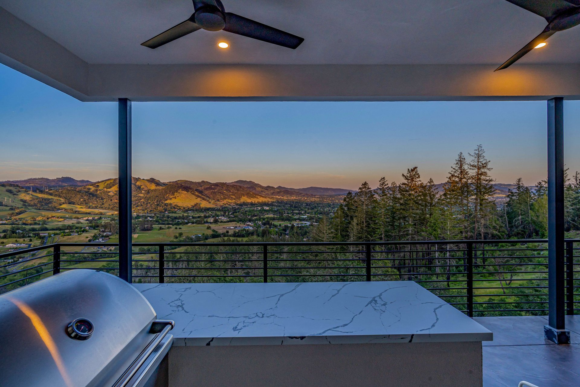 3915 Rincon Ridge Dr