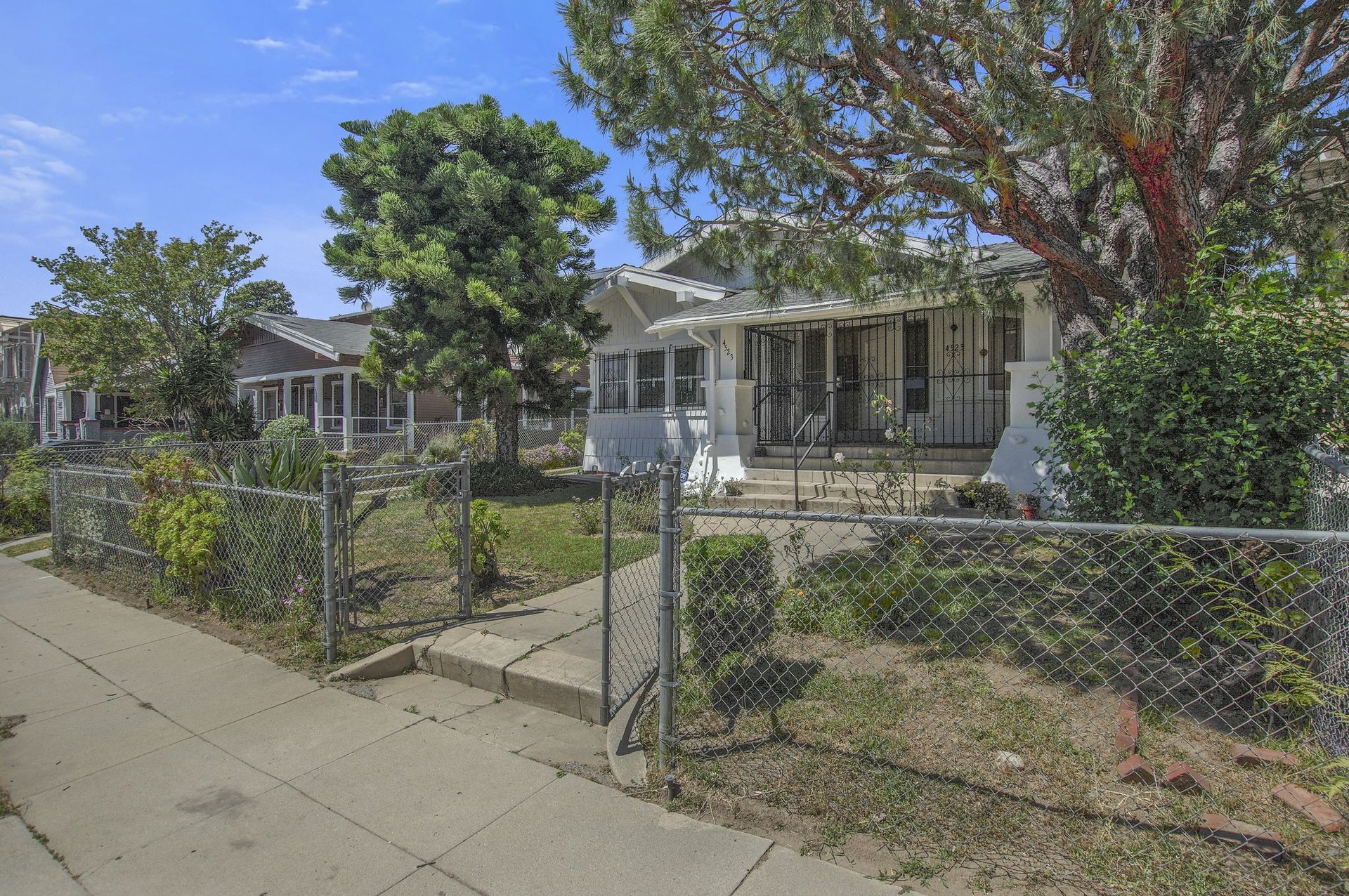 Large and Prime Mid-City LARD1.5 Development Lot.
