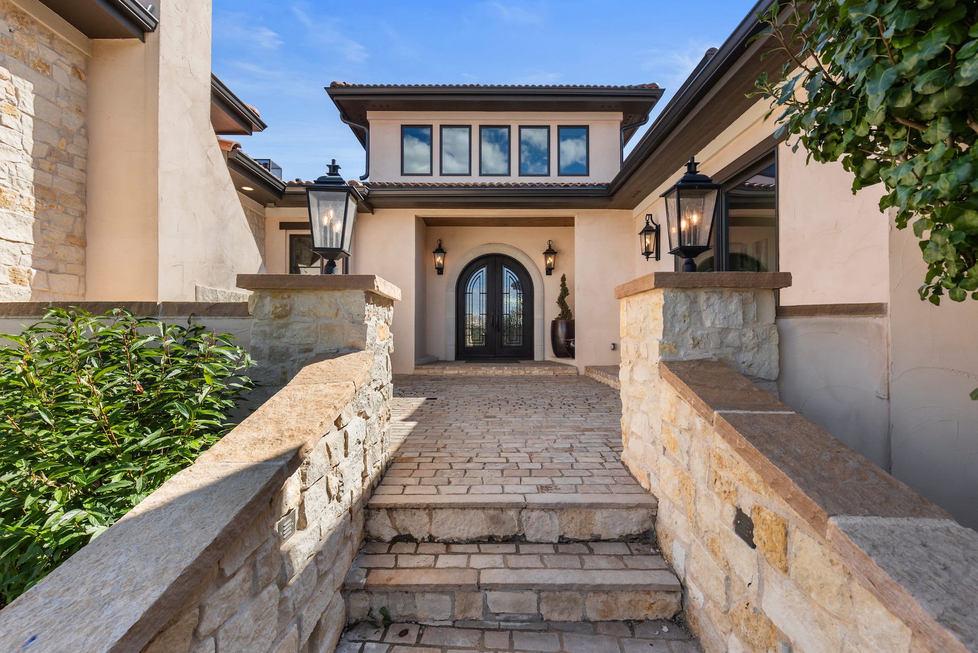 11164 Beatrice Court