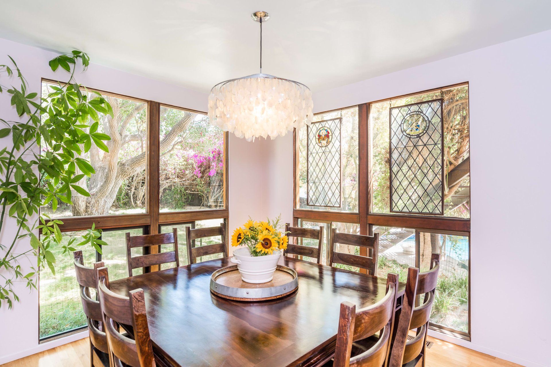 14186 Alisal Ln