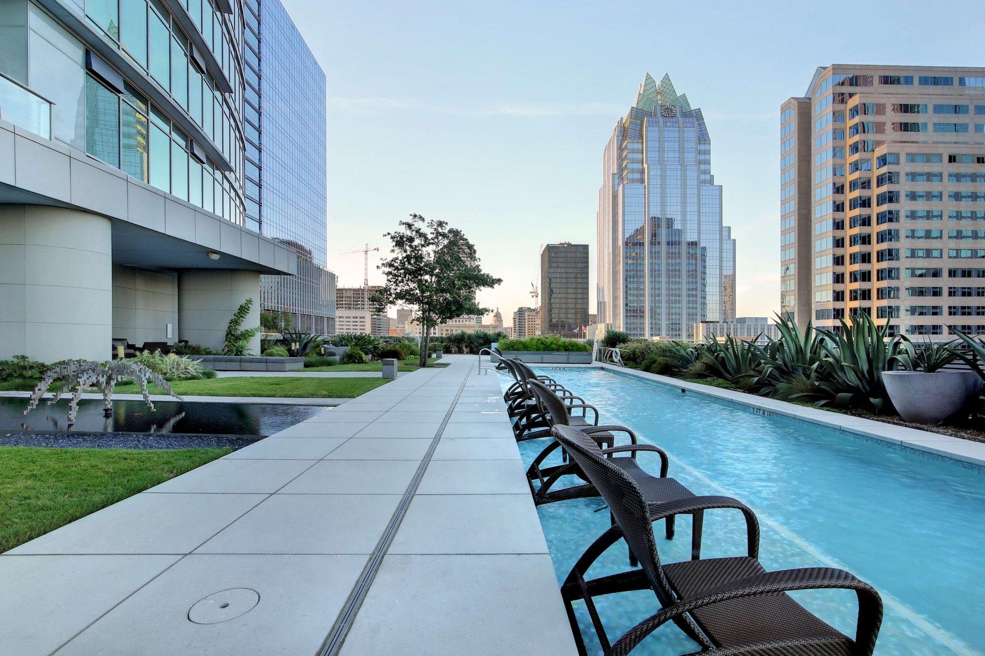 200 Congress Ave #44J