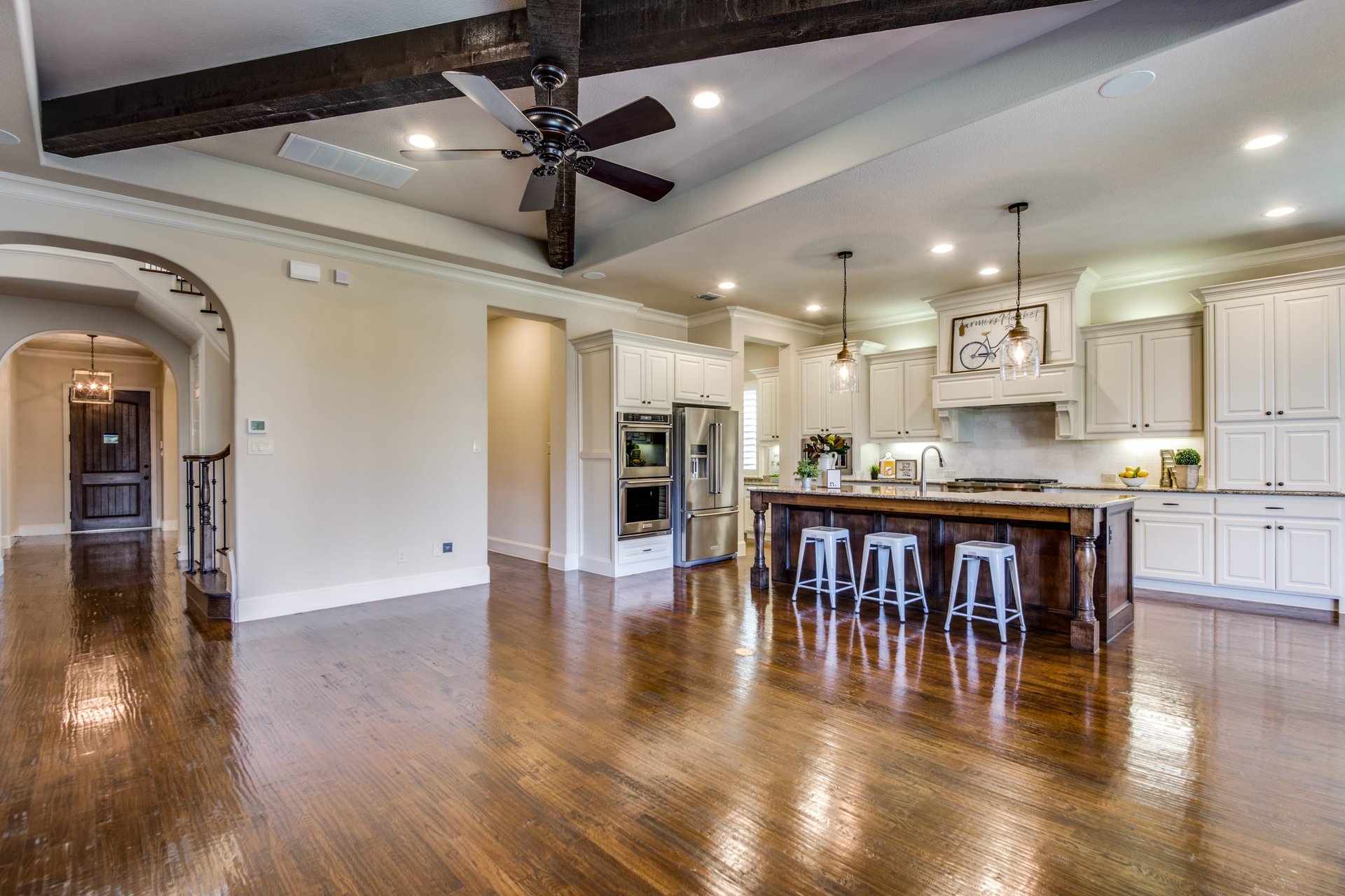 Modern Farmhouse Flair!