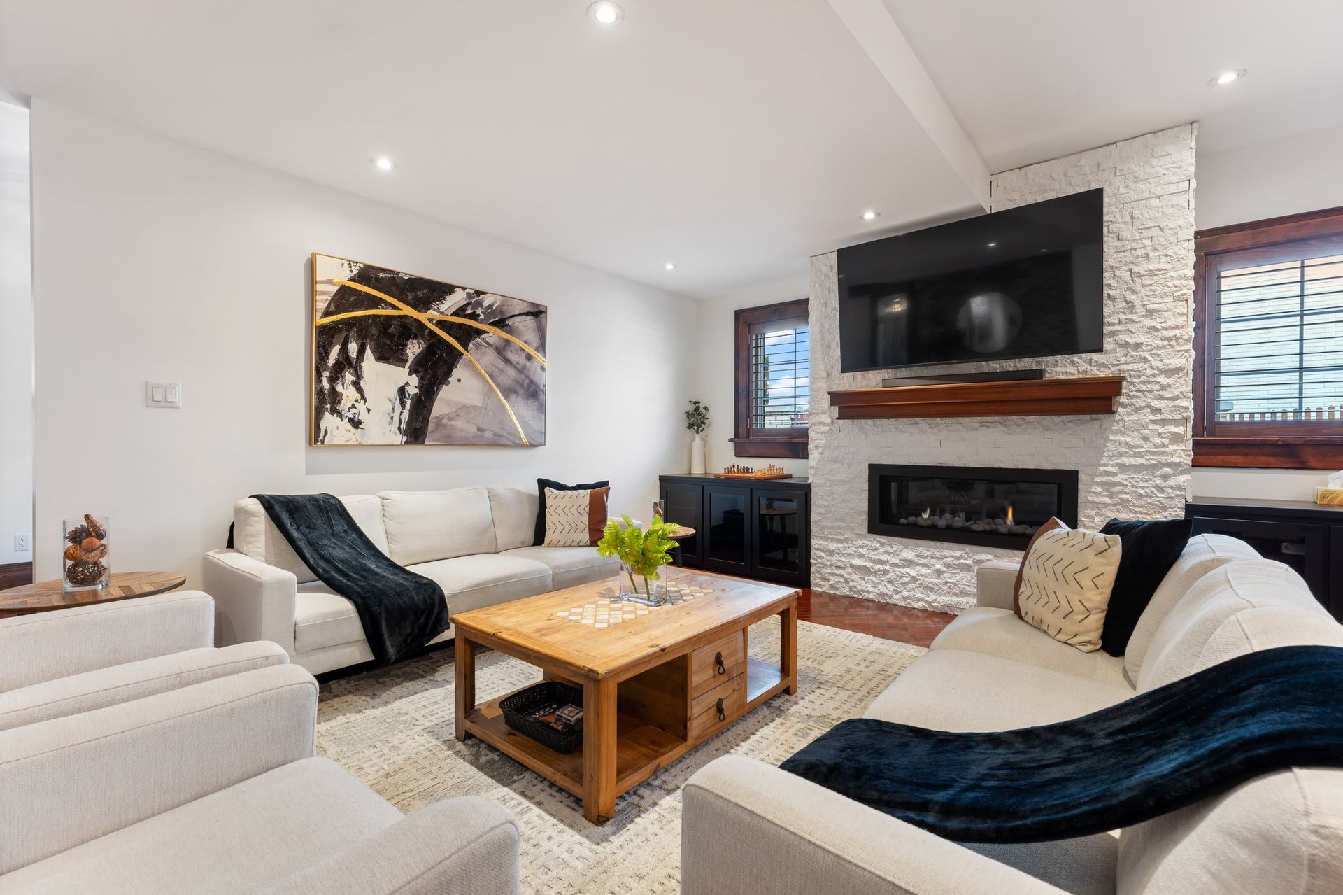 64 Avondale Avenue South, Waterloo