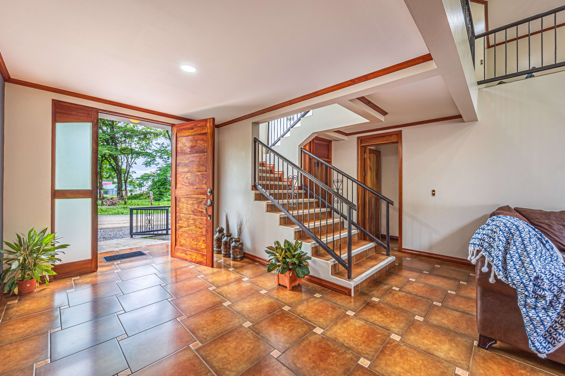 Commercial Building Opportunity in the Heart of Uvita. On Creek with Beautiful Jungle View