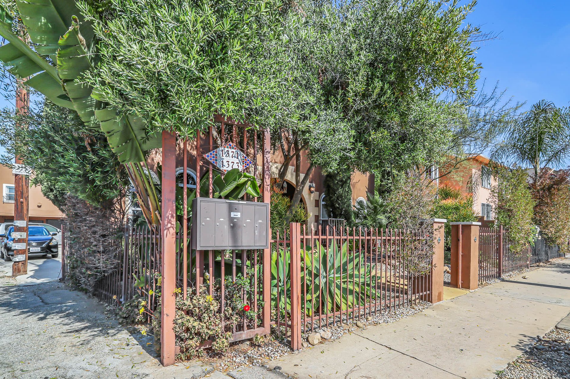 Excellent Opportunity. 5-Units at Strong Current 5.6% Cap in Wilshire HIghlands