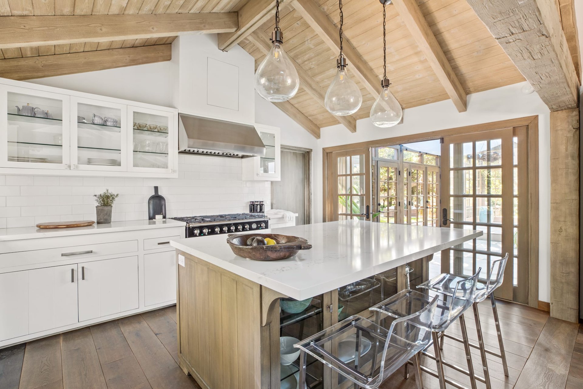 6465 Bonsall Dr