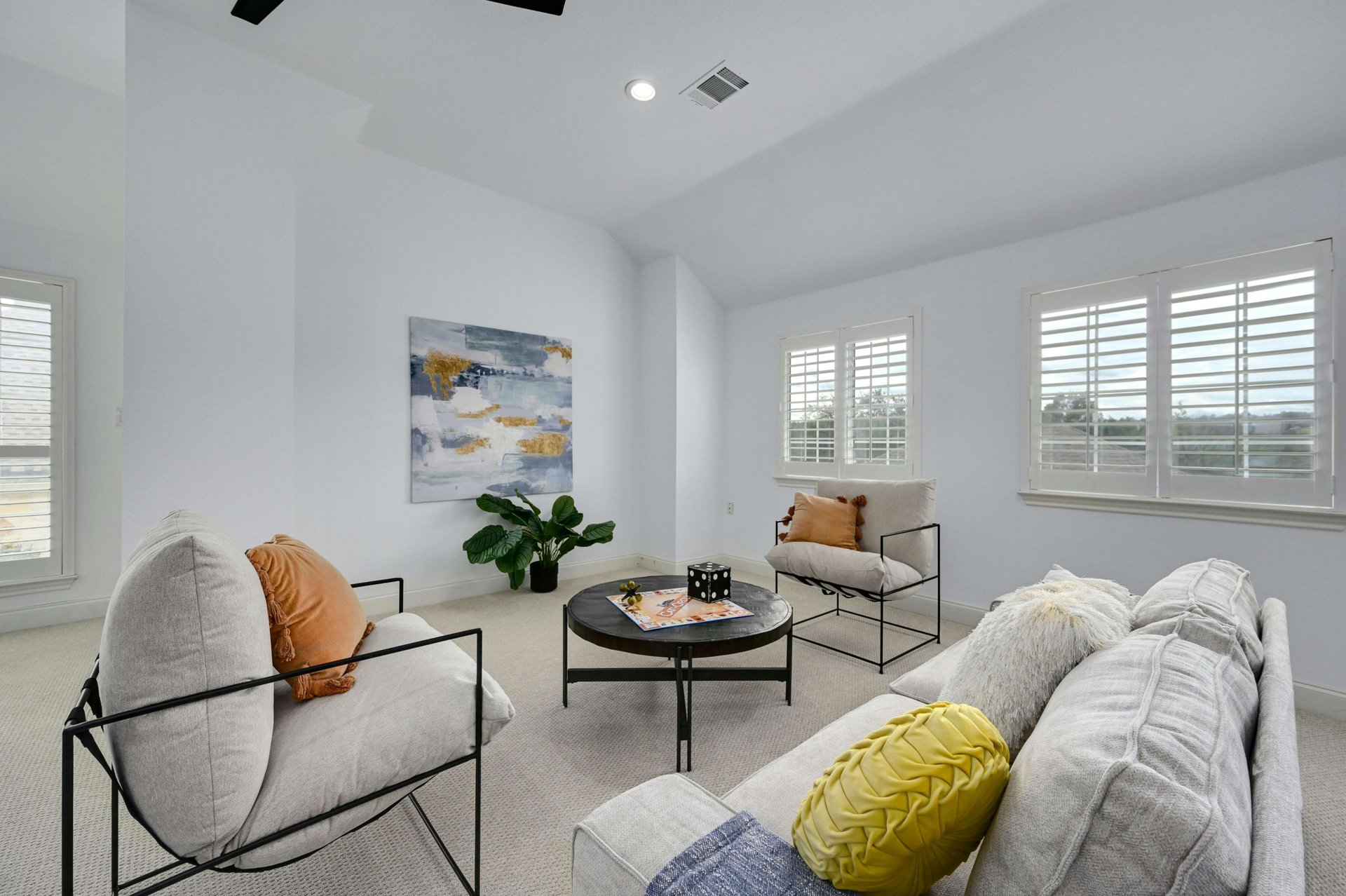 12305 Carlsbad Drive