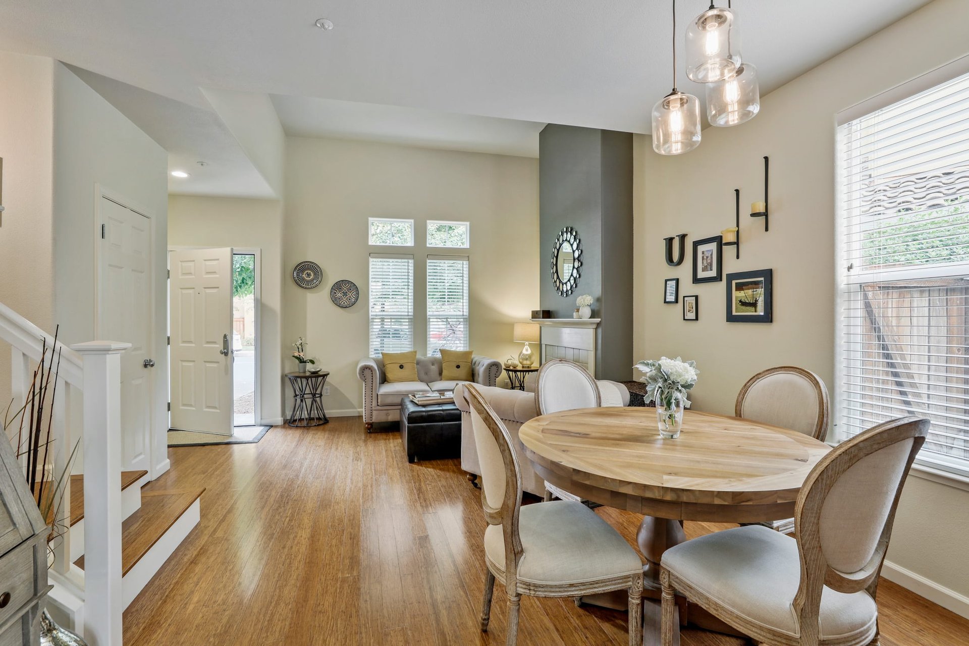 54 Arnold Dr