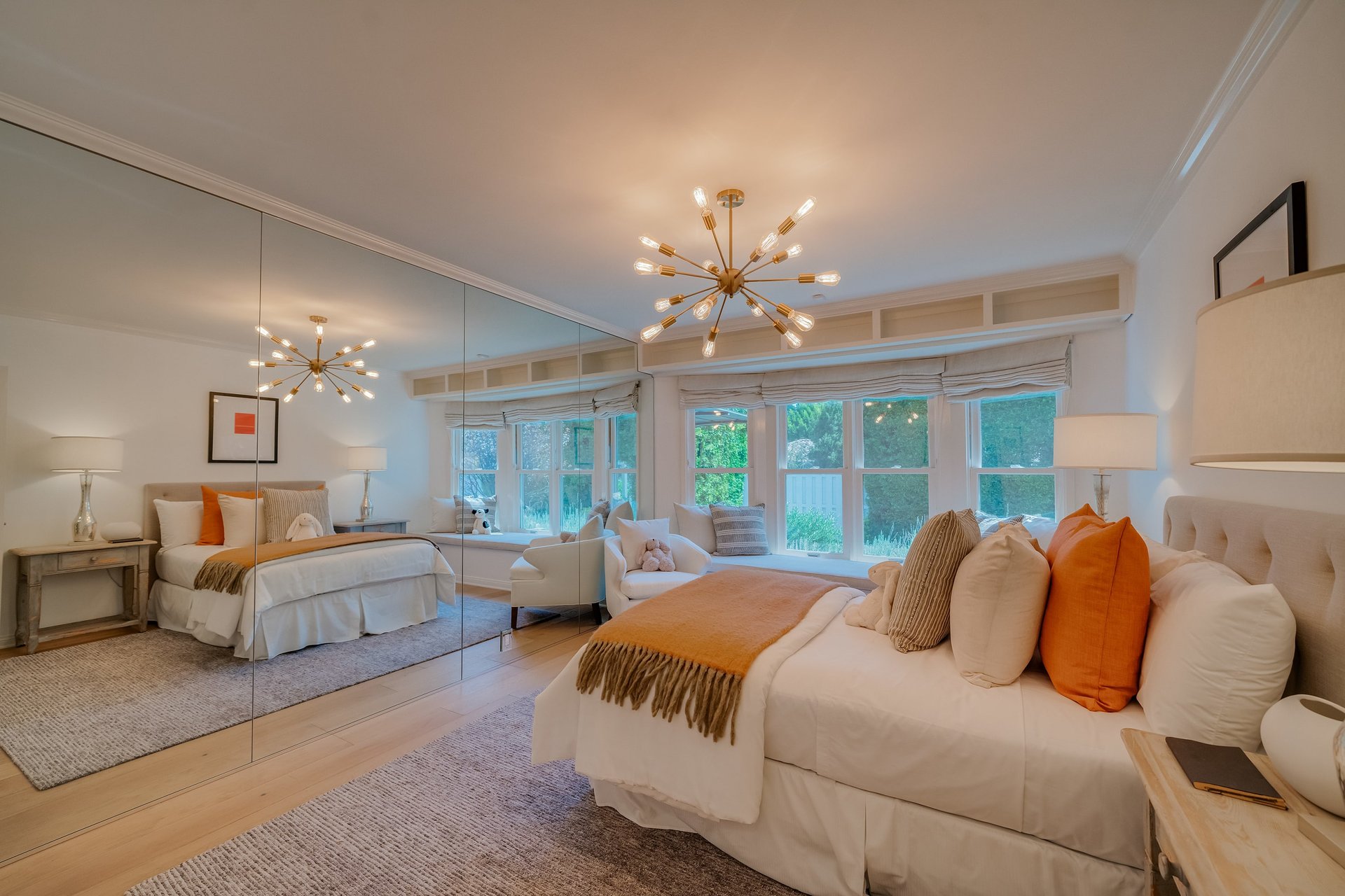 A Hampton's Vibe Traditional Home in Studio City 