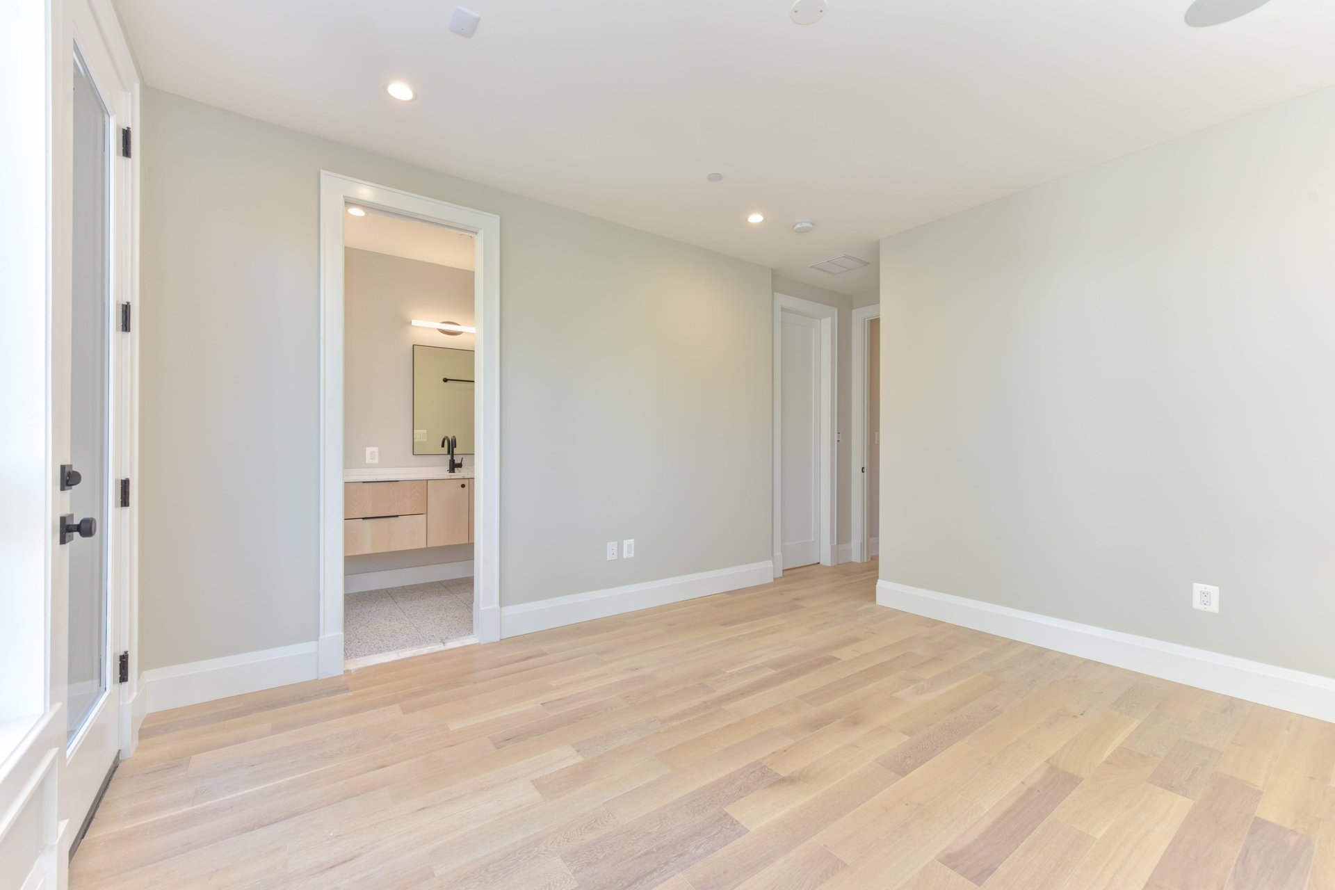 311 P St NW, #2