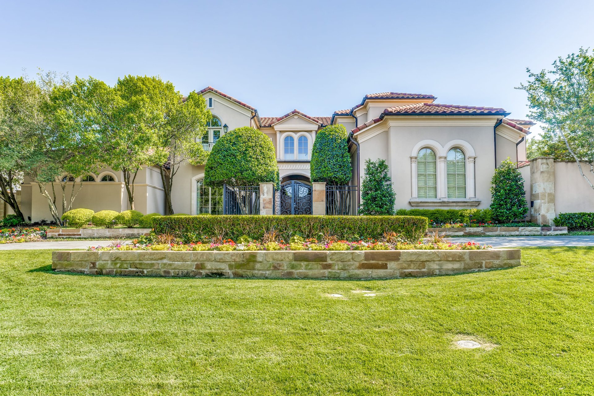 Private Address, Dallas
