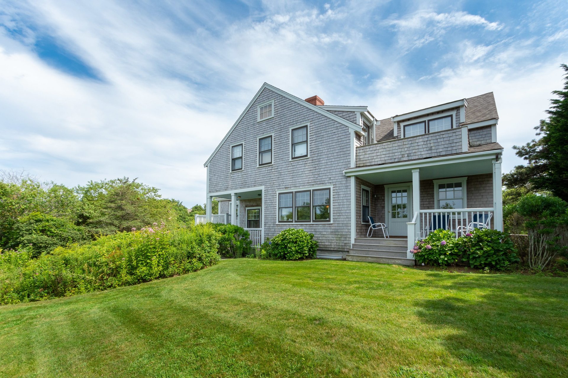 70 Vestal St