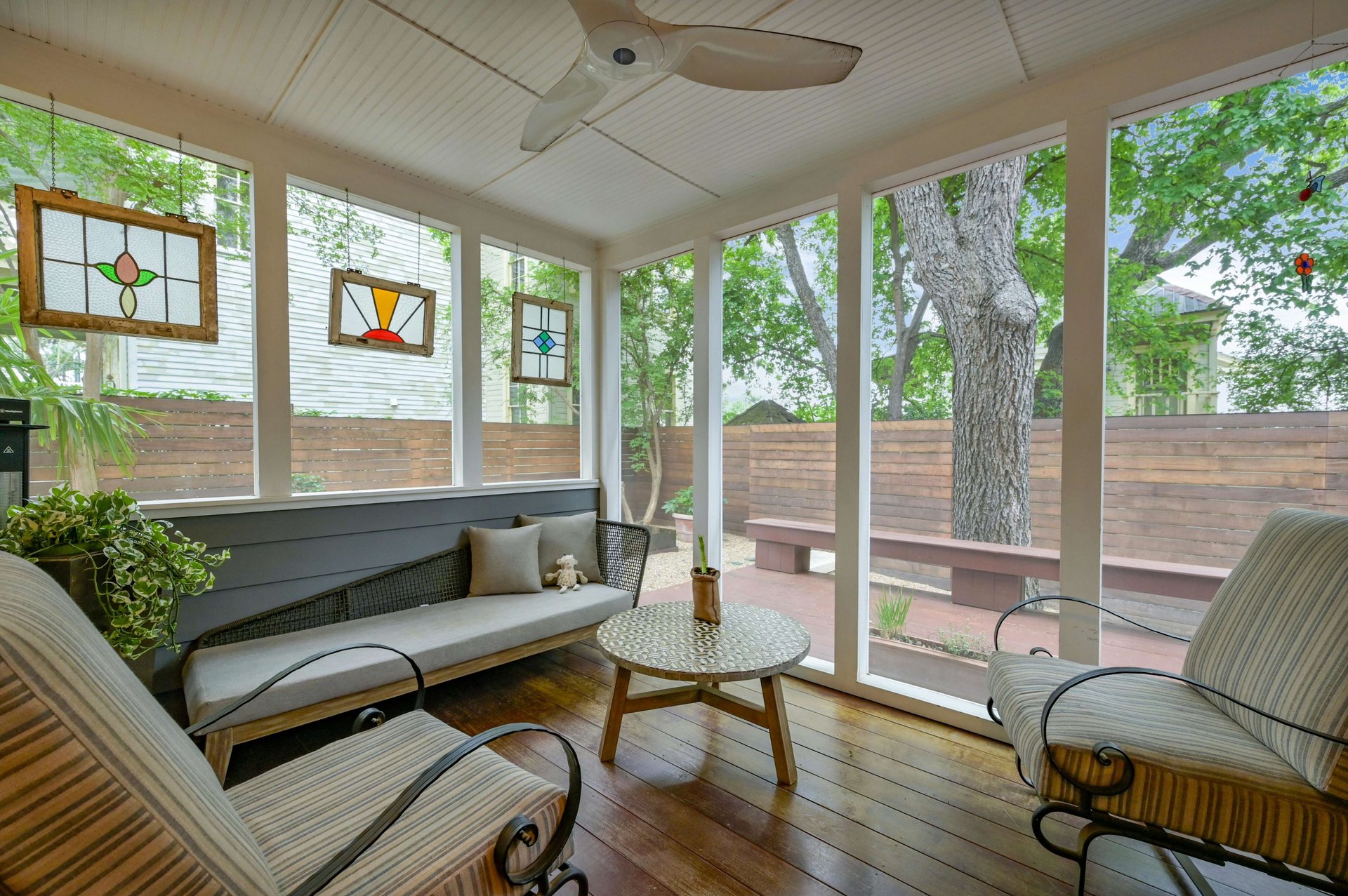 1409 W 9th Street 
