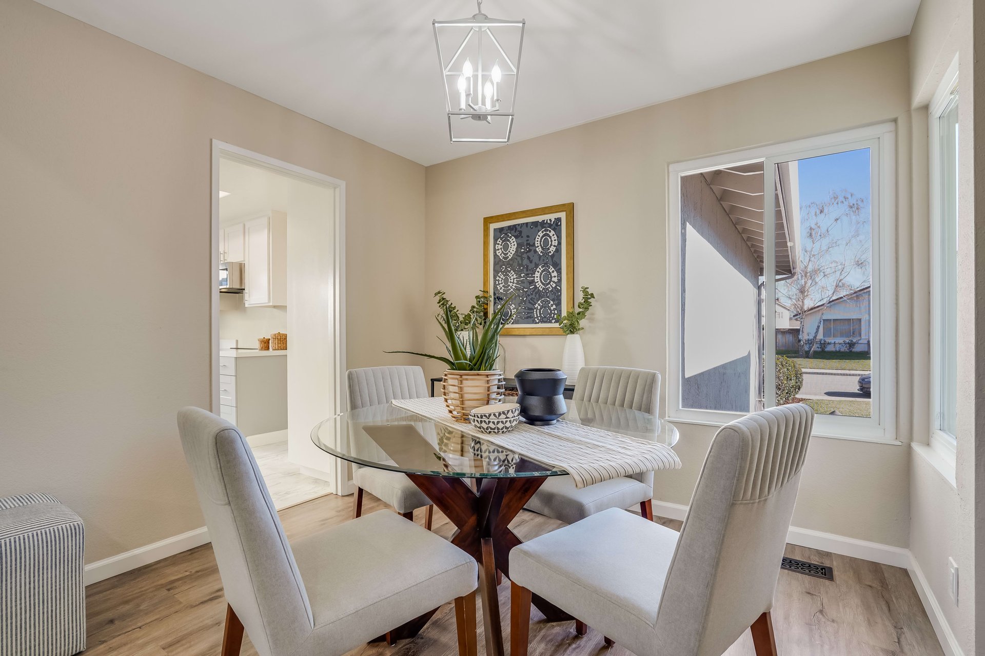 115 Rosewell Way