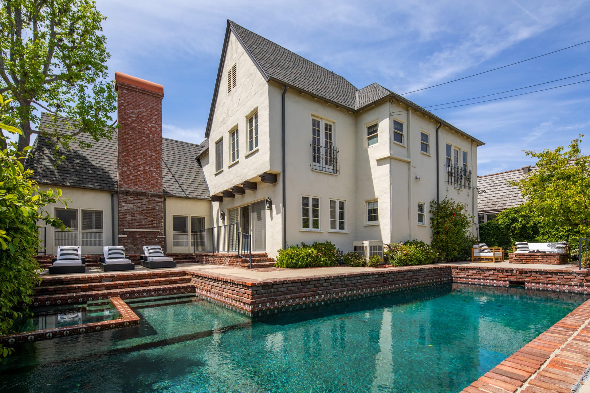 Beverly Hills Flats