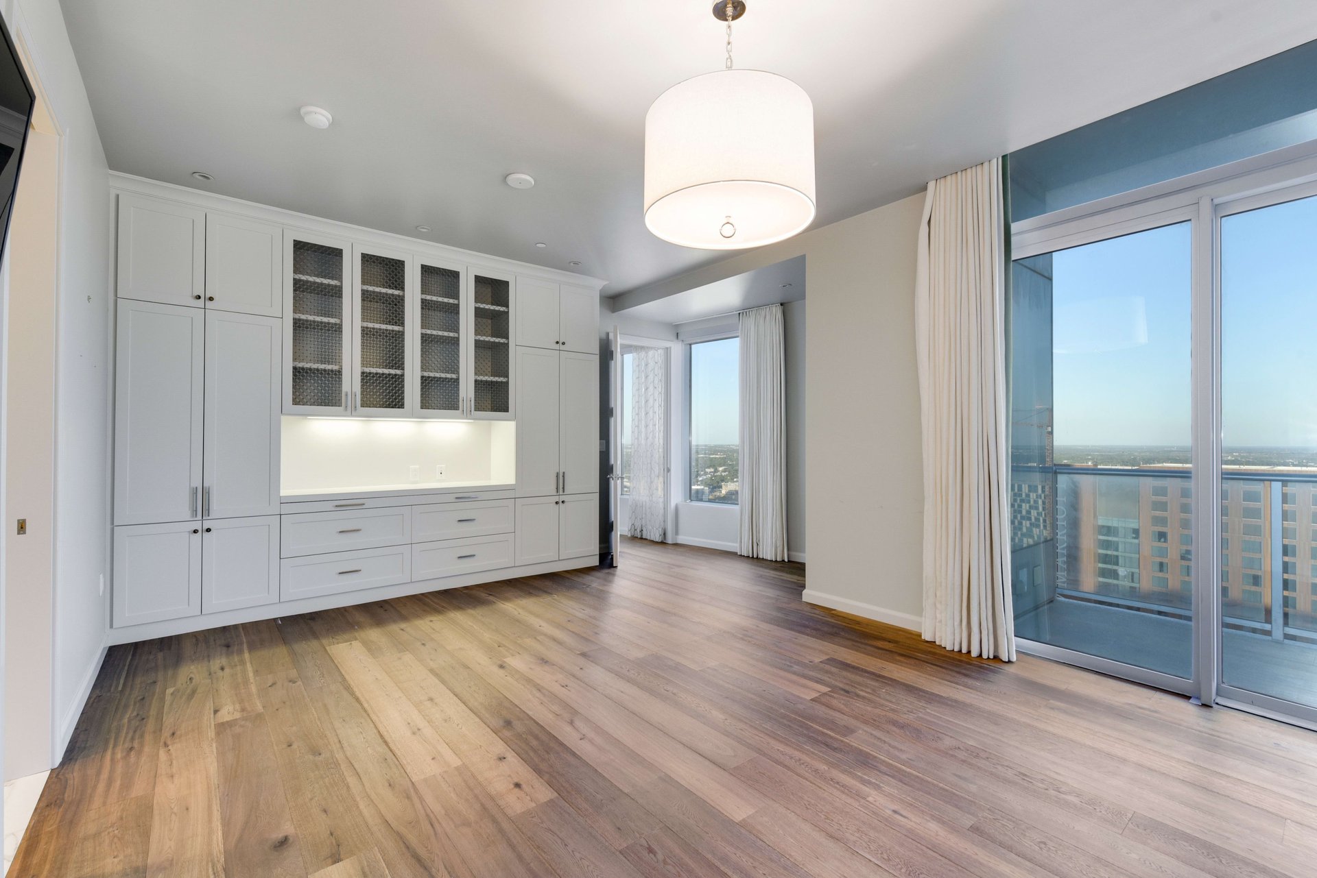 200 Congress Ave #38NE