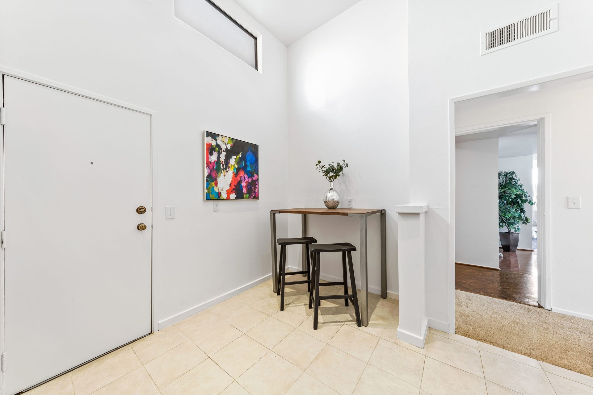 8712 Gregory Way #404, Pico-Robertson