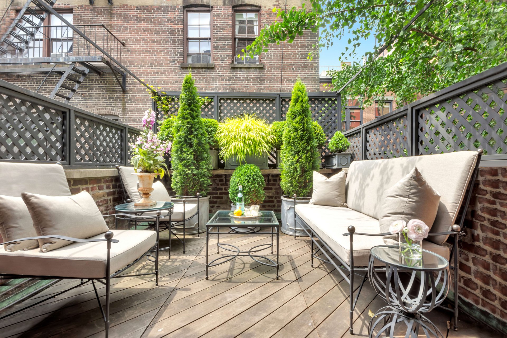16 East 11th Street 