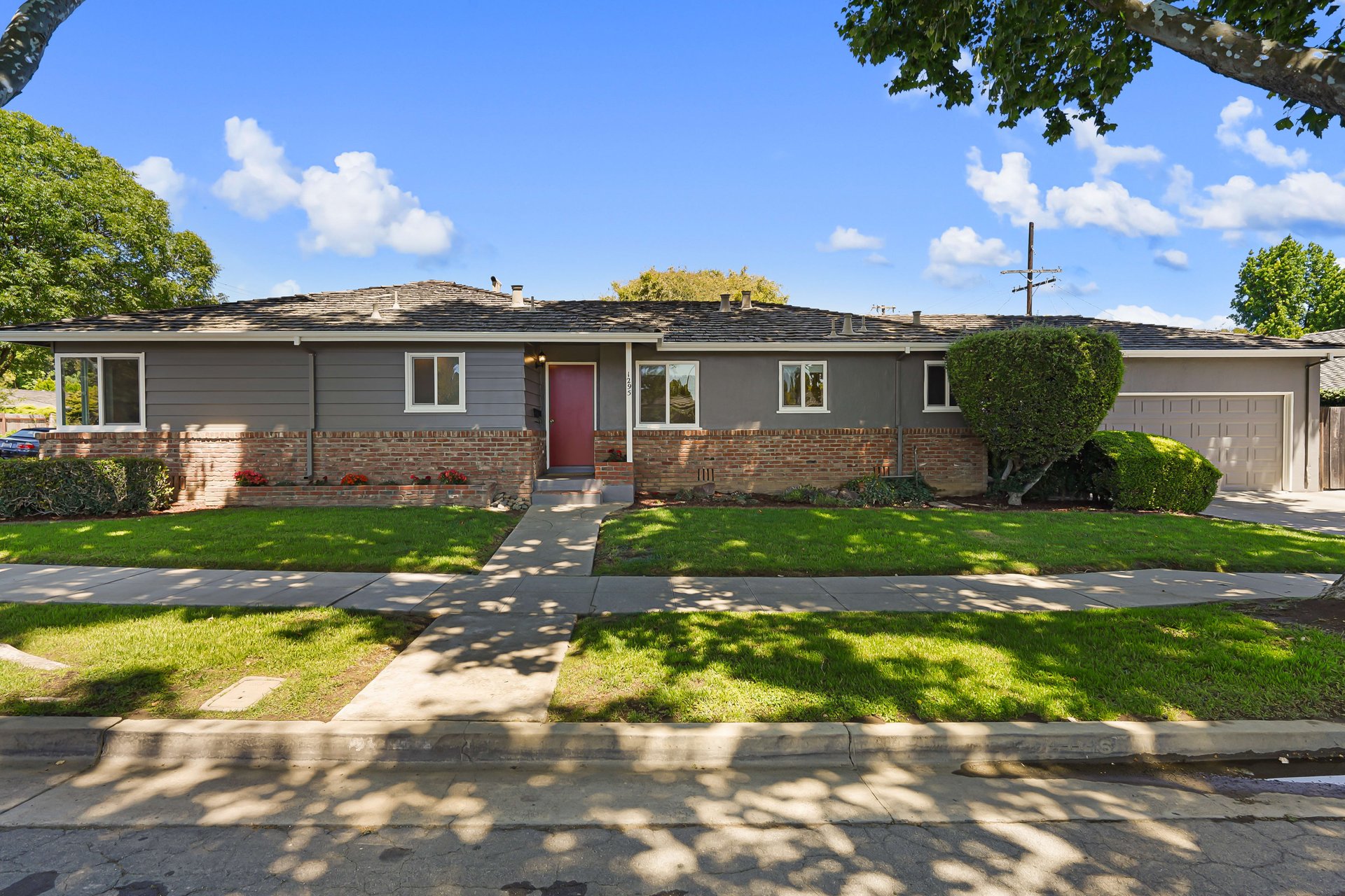 1295 Norval Way