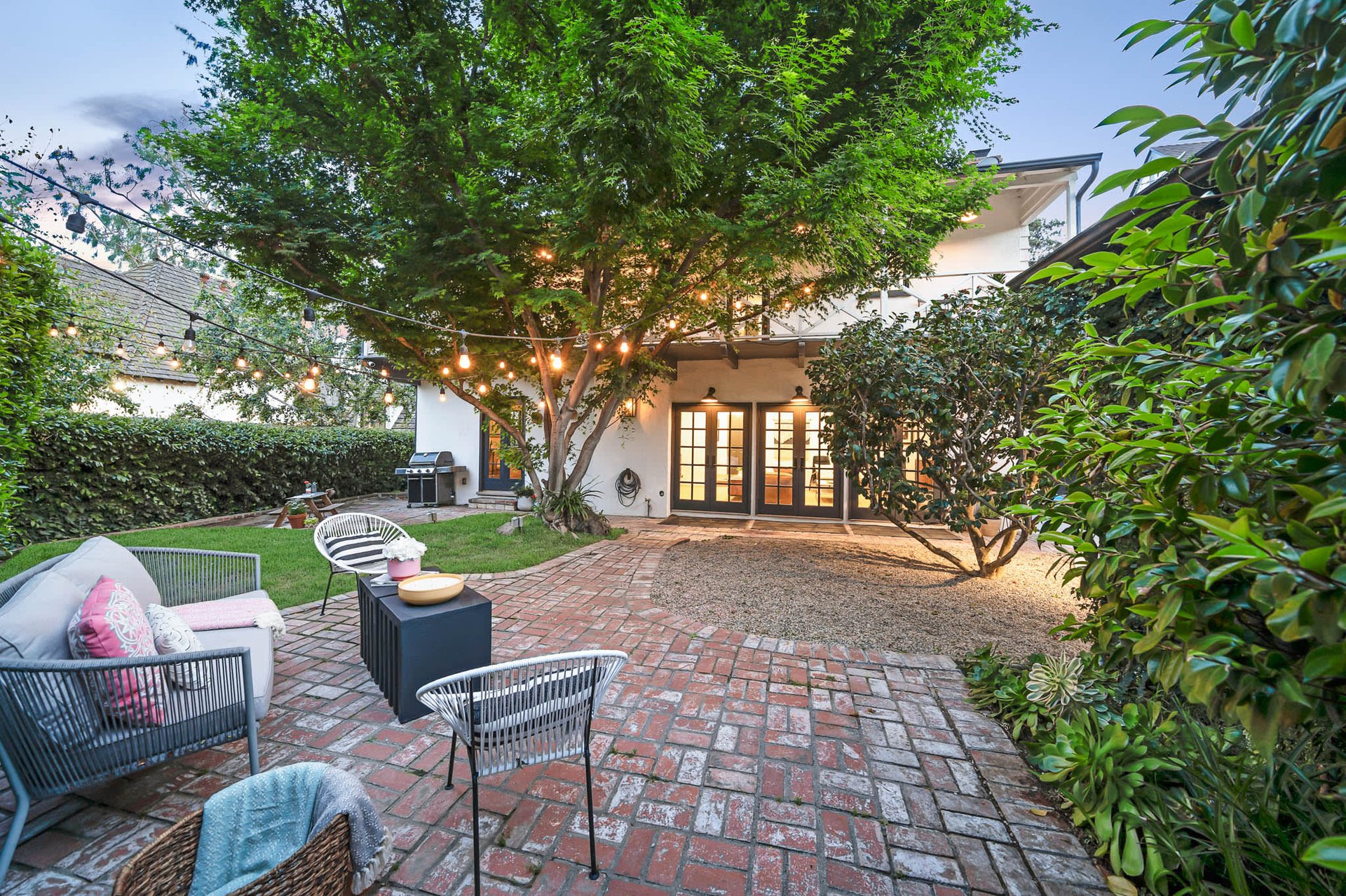 Beautifully Re-Imagined Turnkey Monterey Colonial Home in Los Feliz