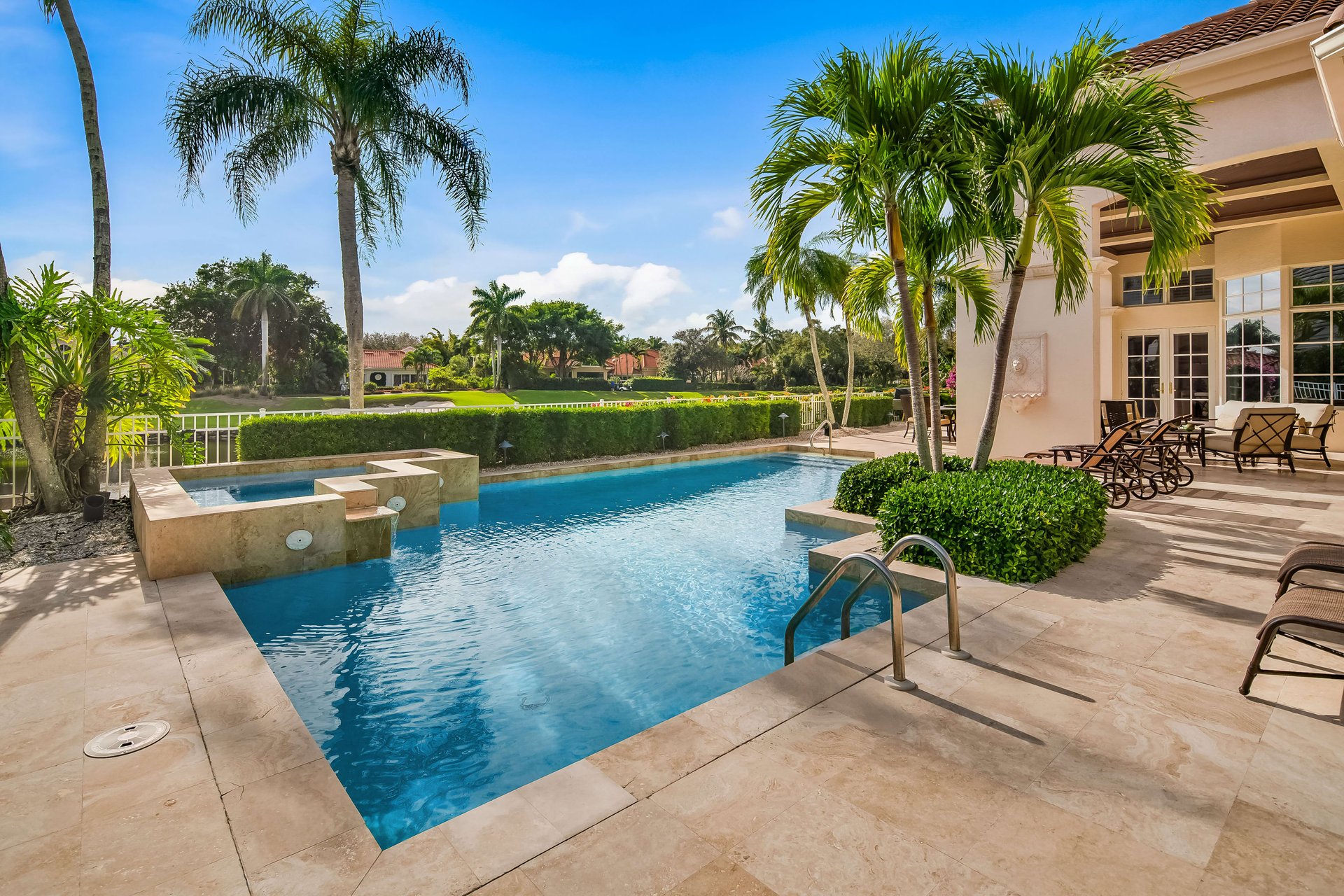 693 Jamestown Lane