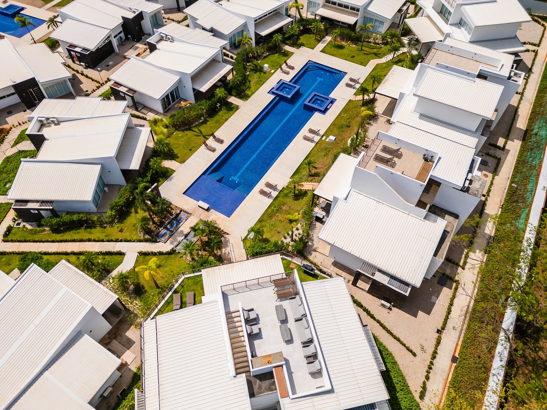 The Enclave | Ultra-Modern 3 Bedroom Villa Located Minutes From the Beach!