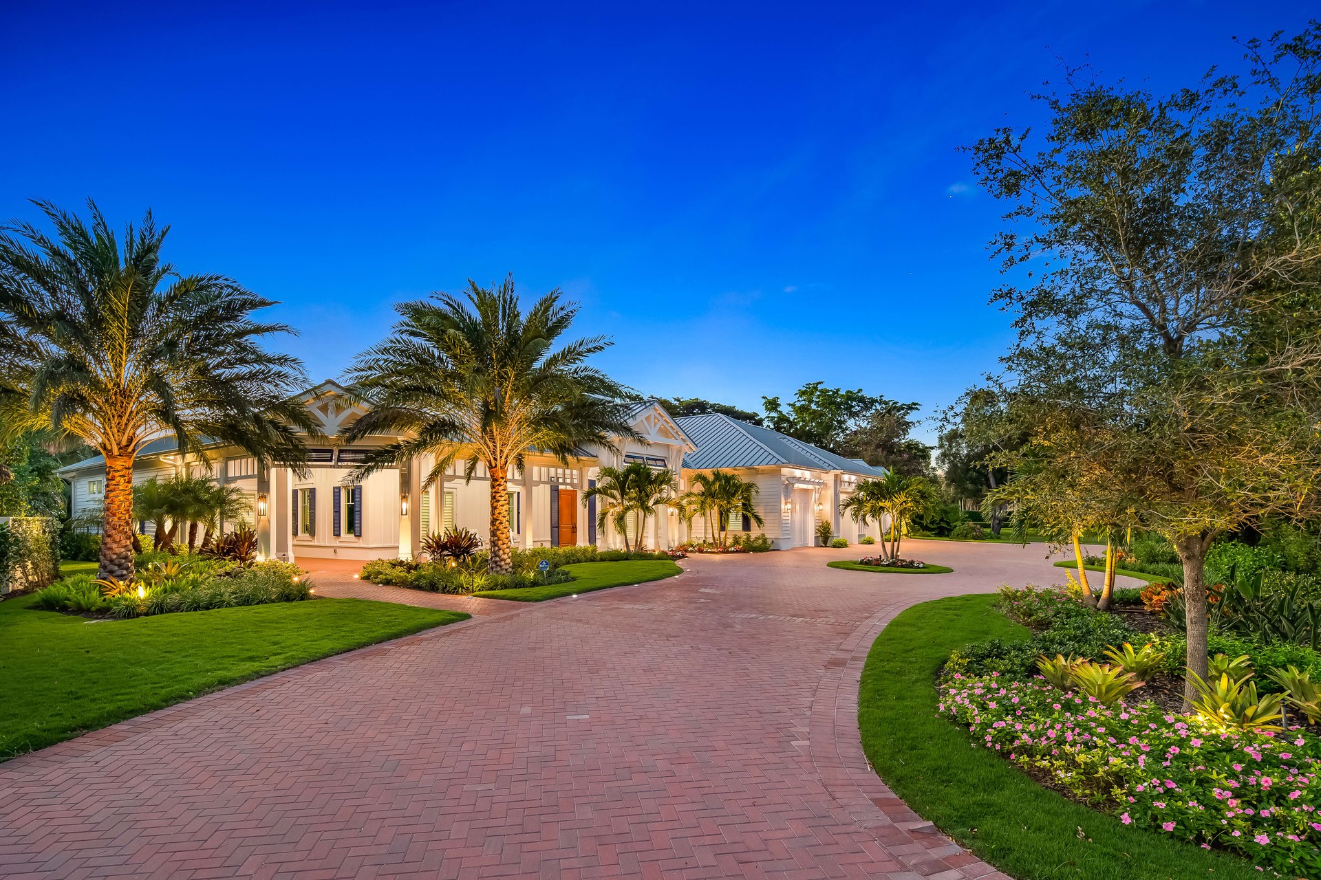 PELICAN BAY